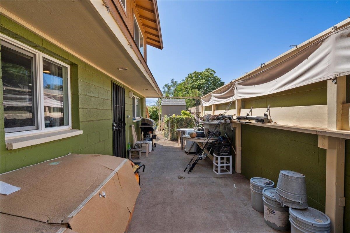 166 Eleu Pl Property Photo 31