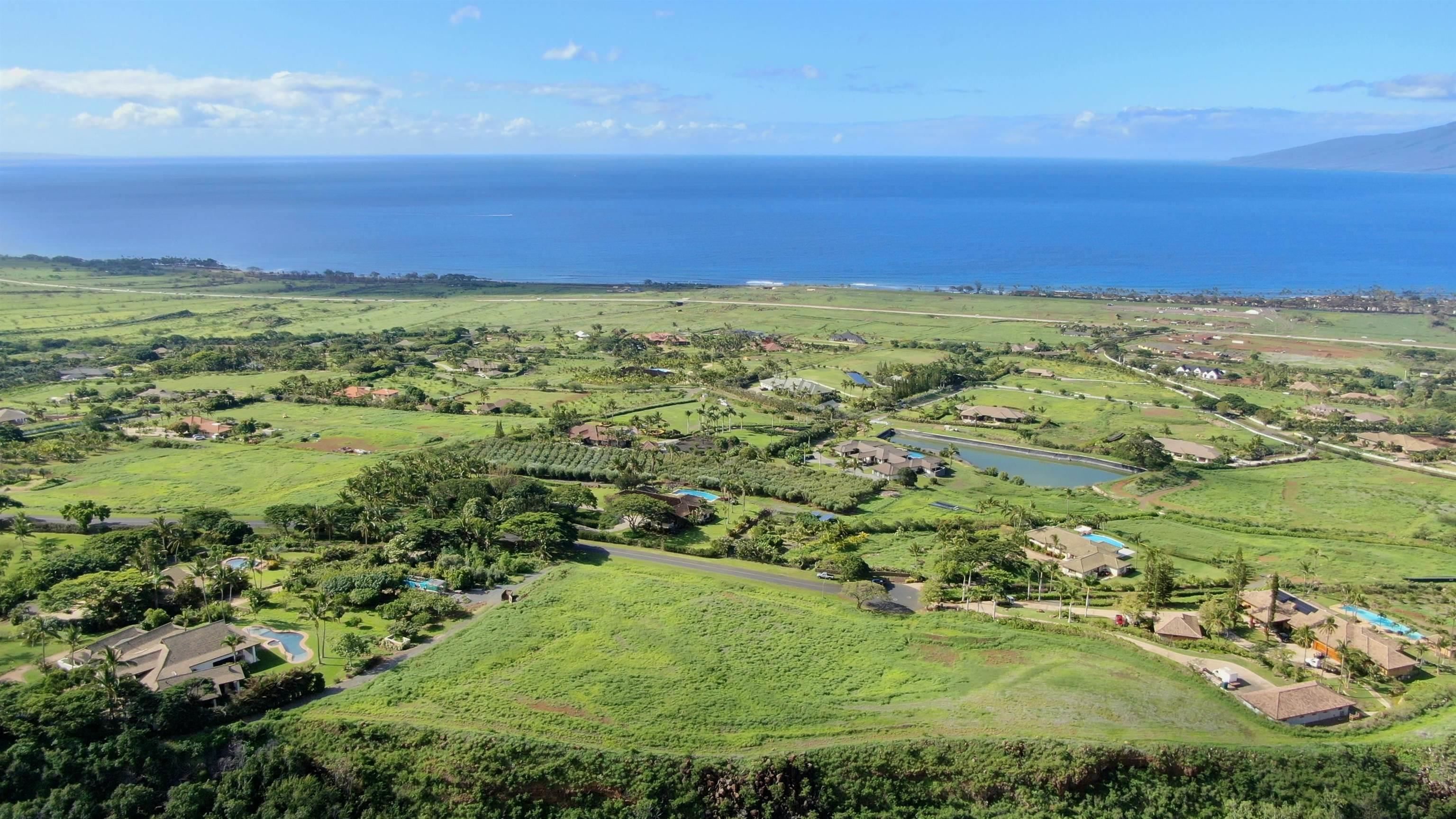 Lau Awa Pl Property Photo 9