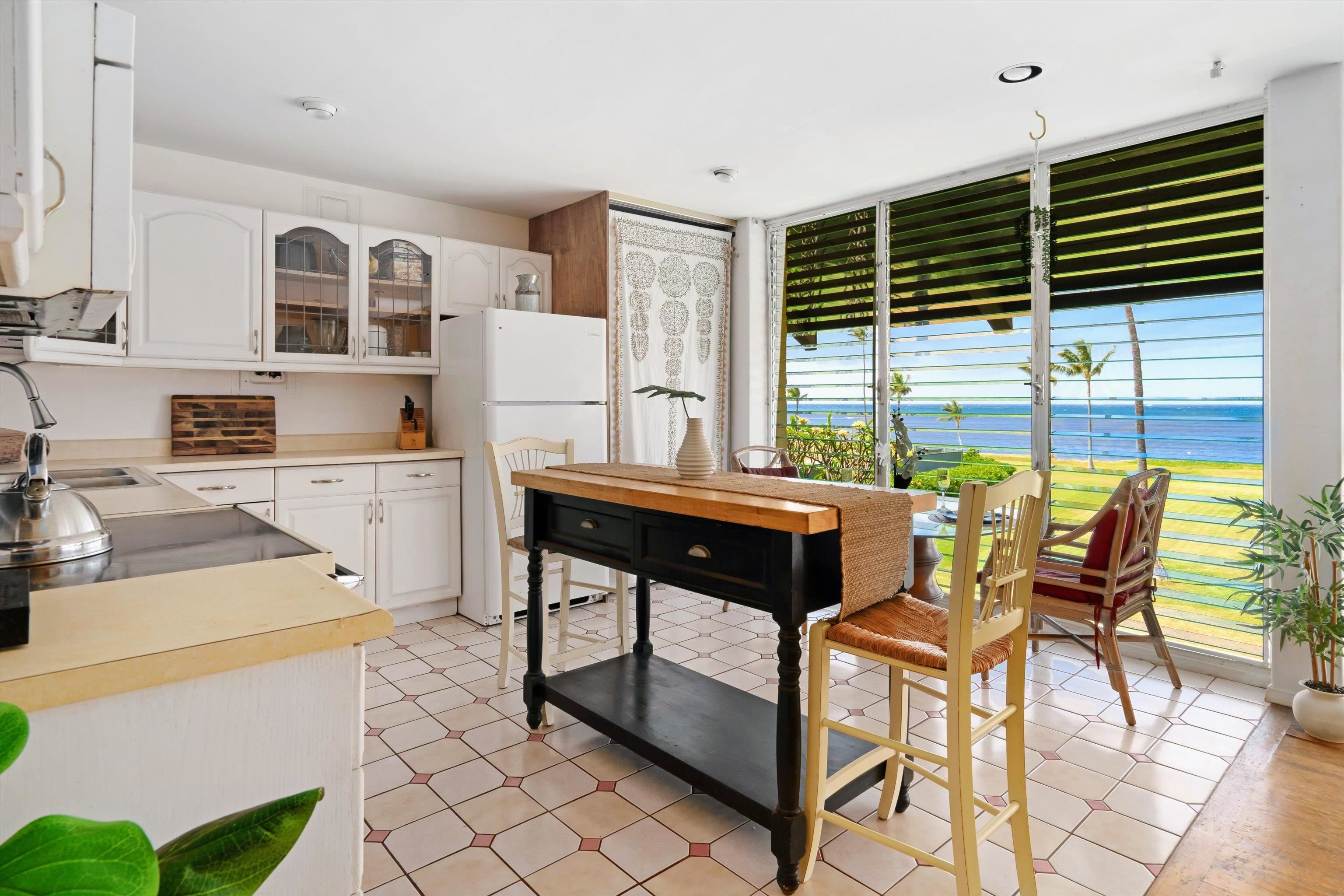 1002 S Kihei Rd Property Photo 2
