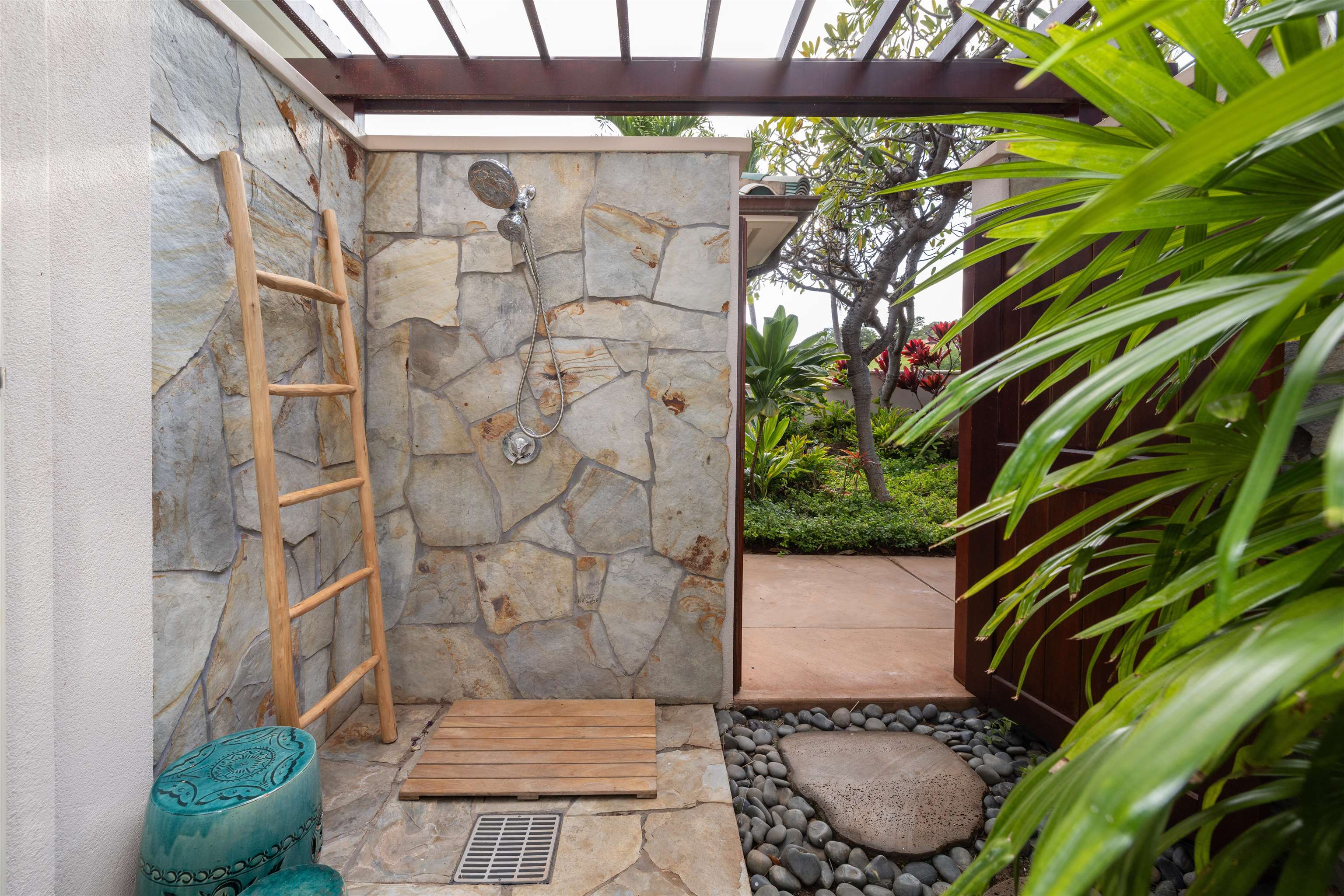 57 Polihua Pl Property Photo 14