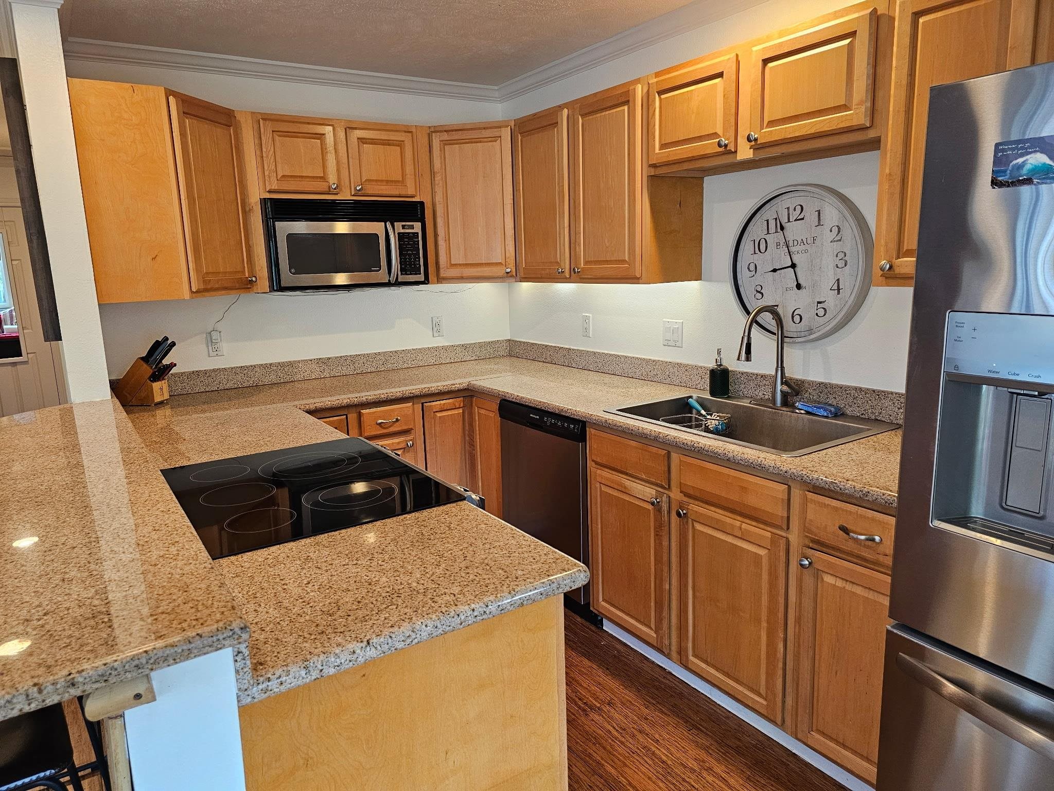 293 Alaume St Property Photo 4