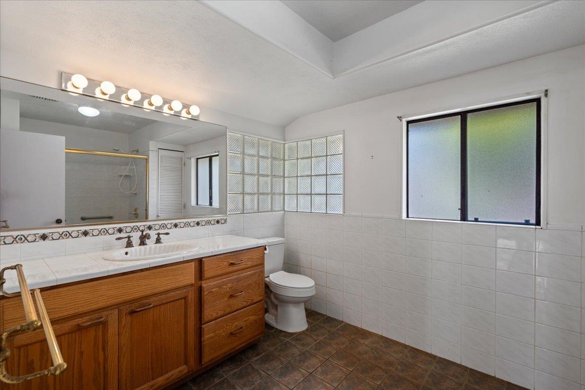 3010 Kauhale St Property Photo 27