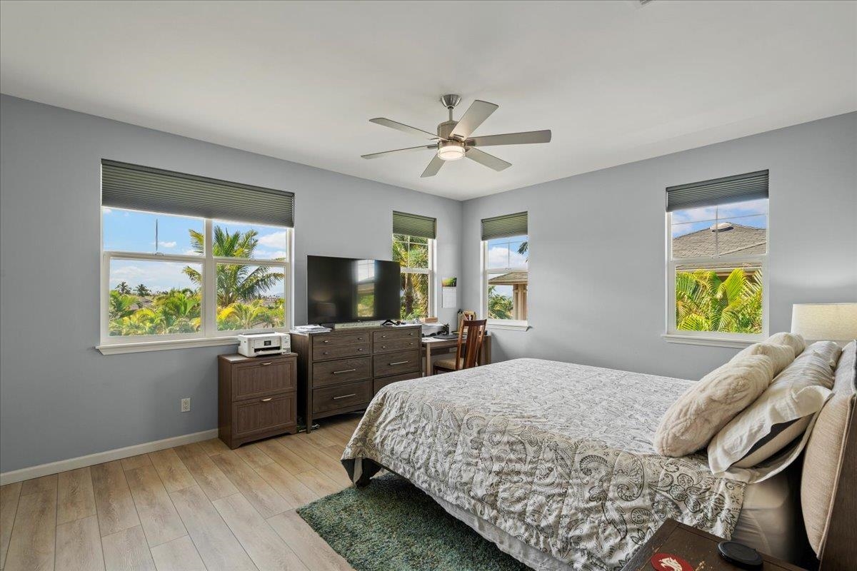 30 Laukahi St Property Photo 17