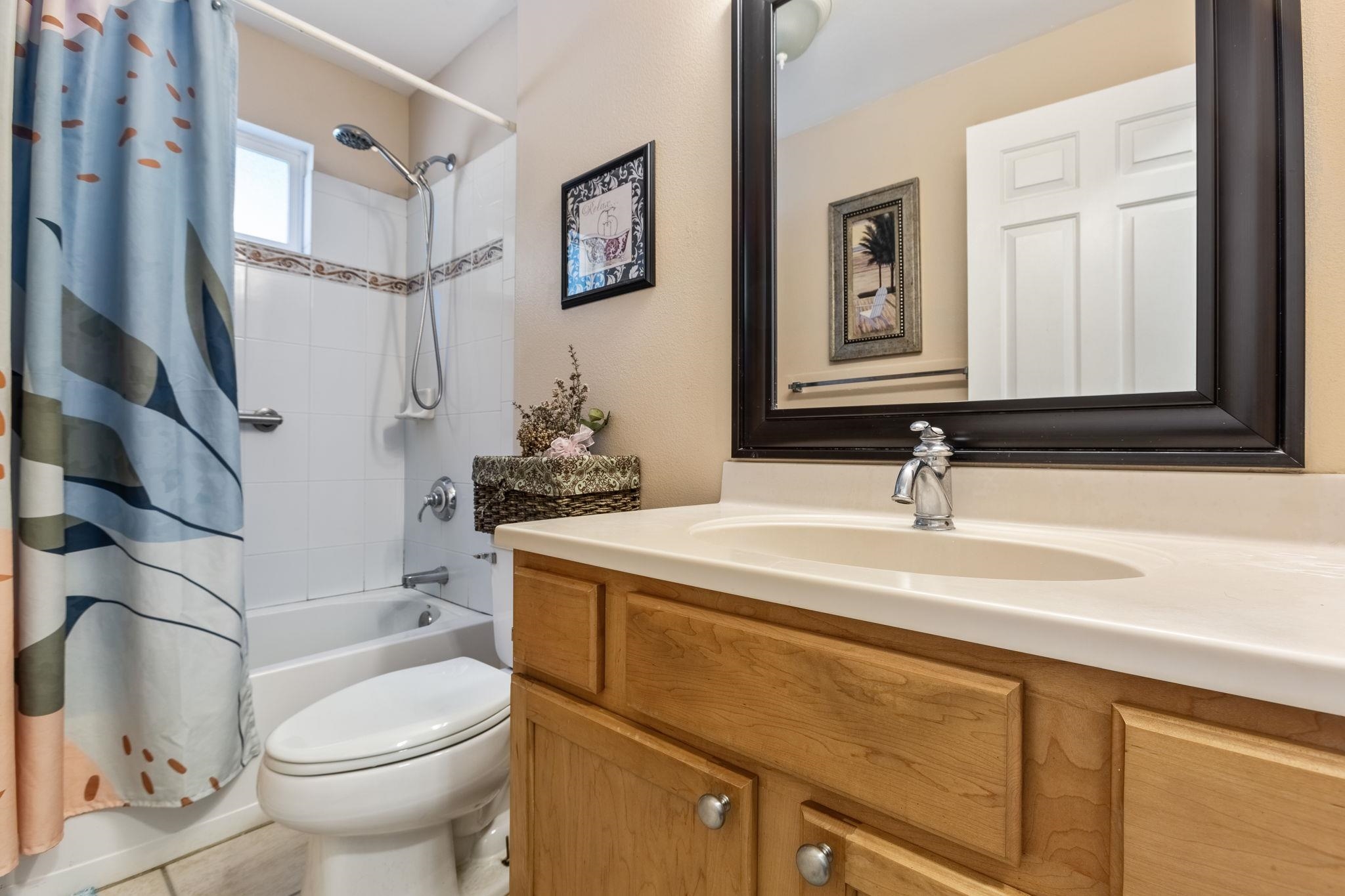 30 Halili Ln Property Photo 27