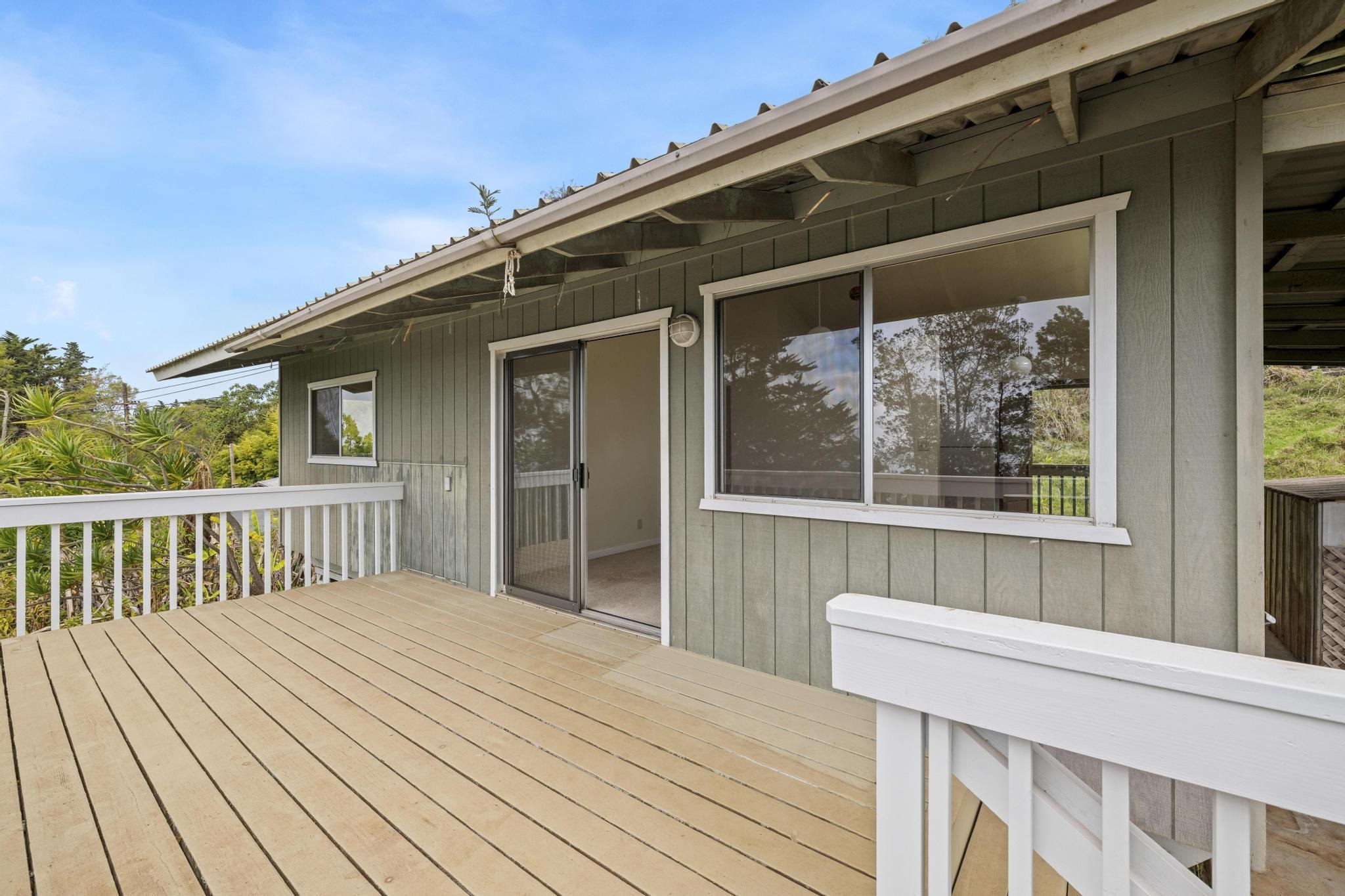 1440 Kekaulike Ave Property Photo 3