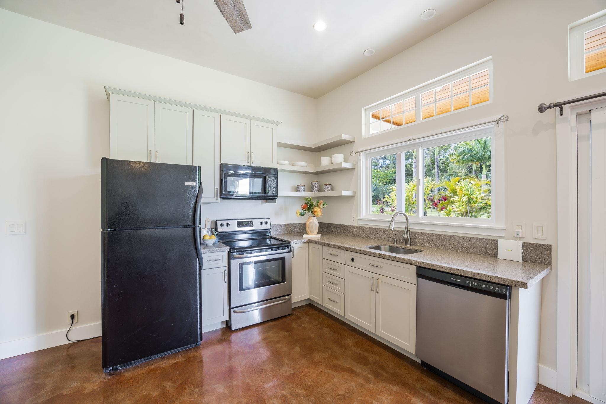 365 E Kuiaha Rd Property Photo 45