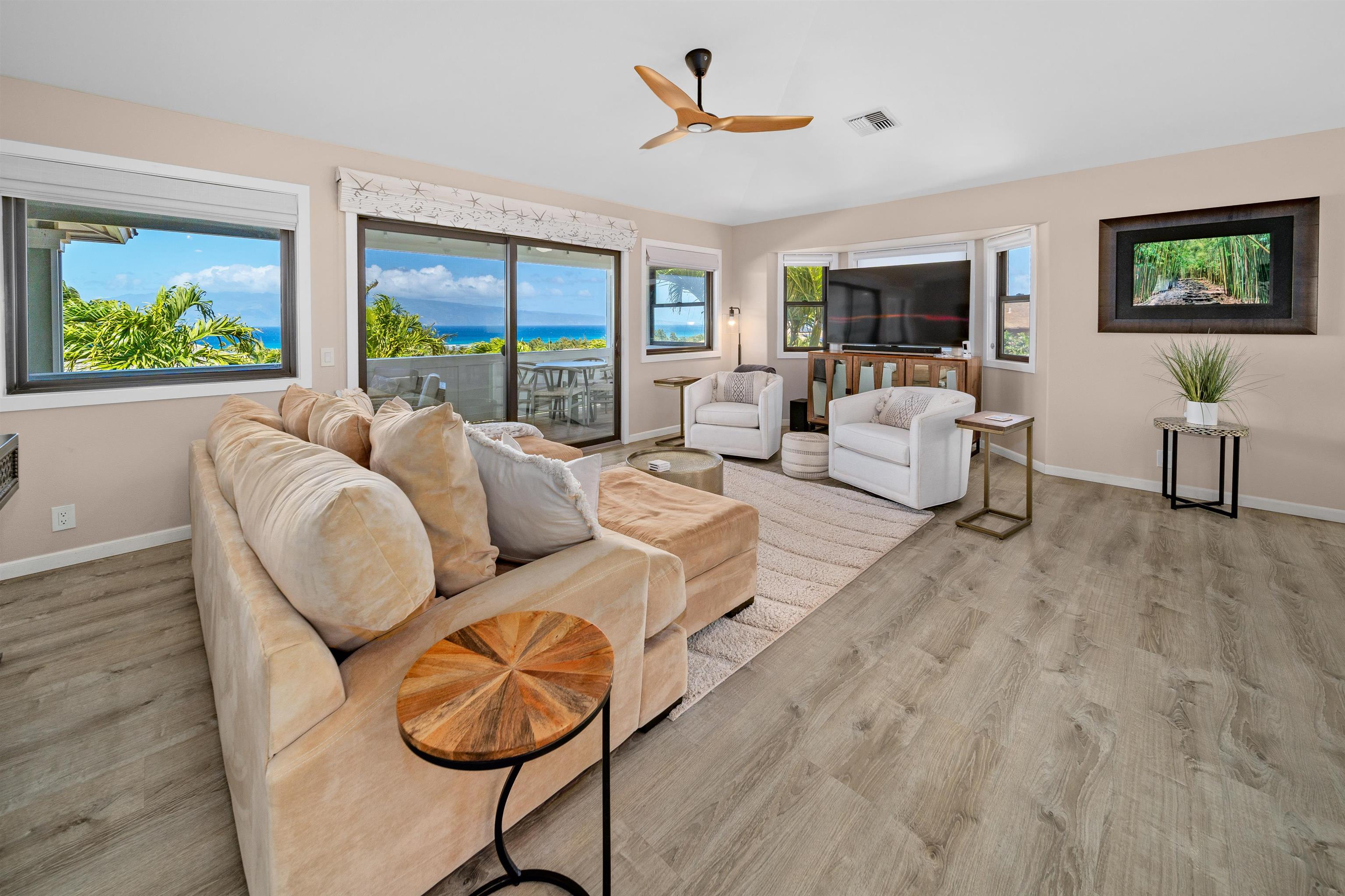 114 Kahana Nui Rd Property Photo 3