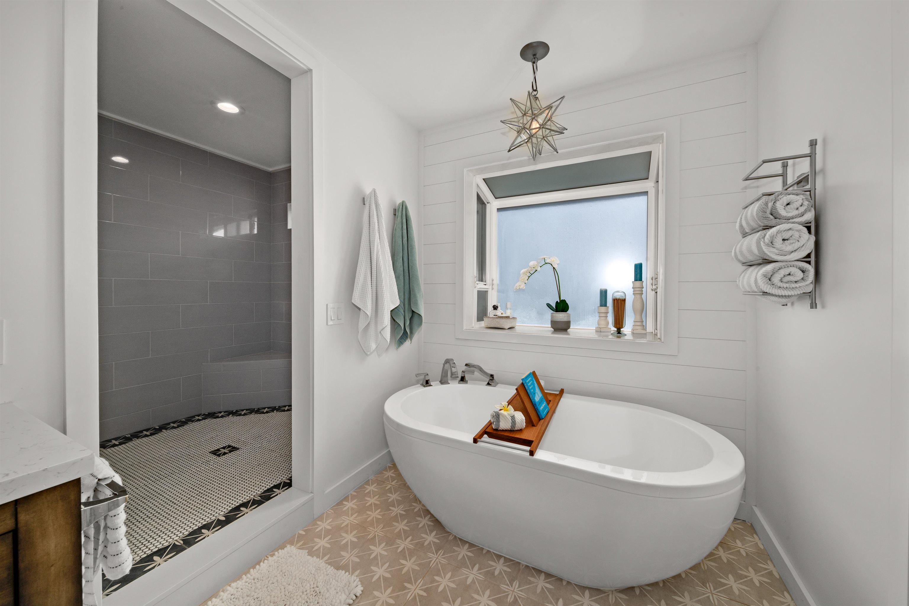 114 Kahana Nui Rd Property Photo 23