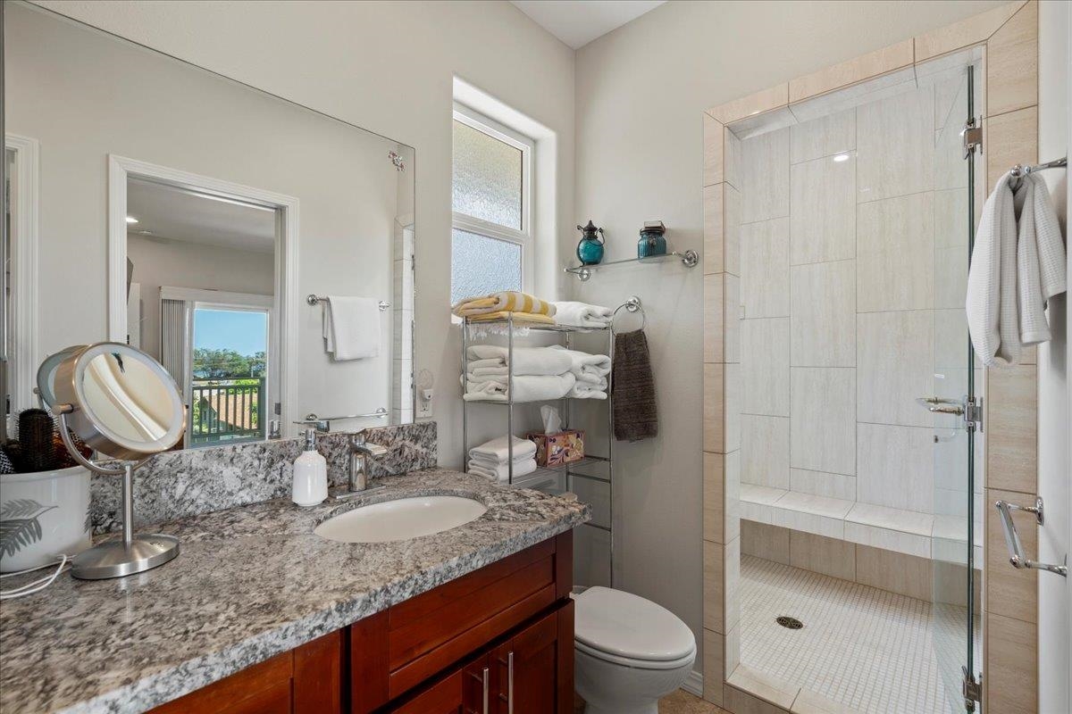 265 Kenolio Rd Property Photo 11