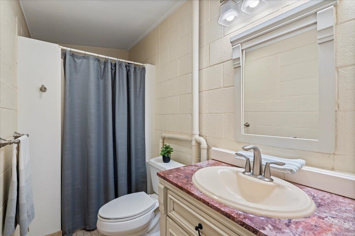 265 Kenolio Rd Property Photo 38