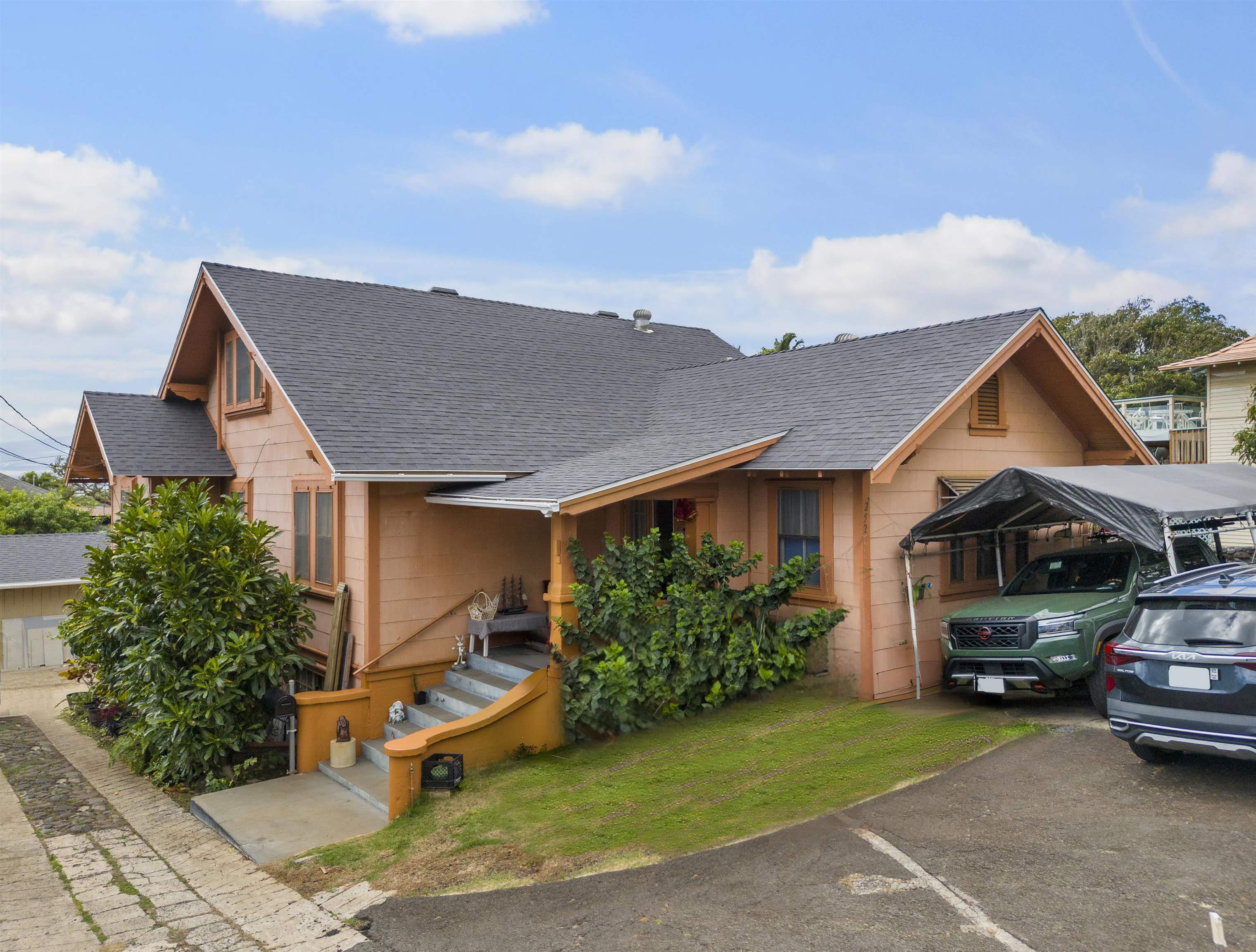 252 Halenani Dr Property Photo