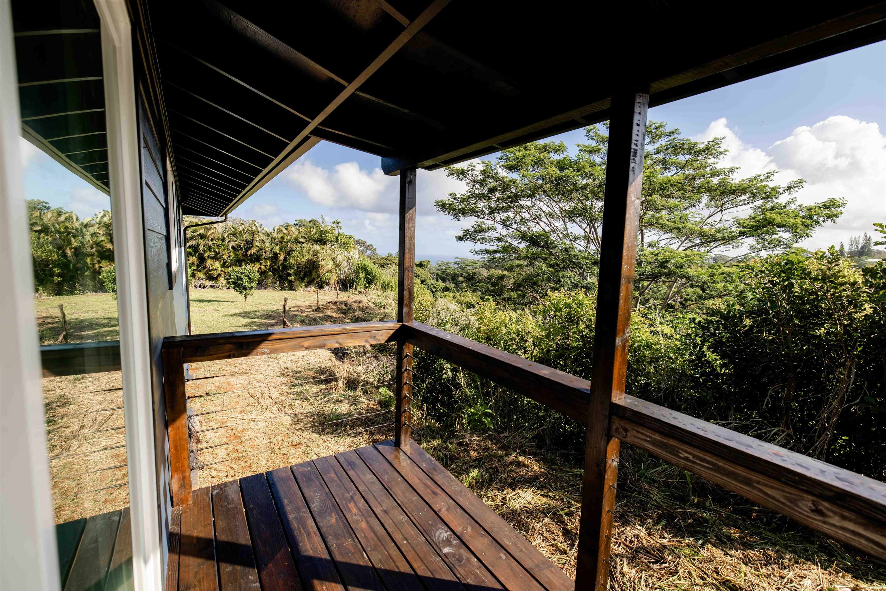 1139 Kauhikoa St Property Photo 5
