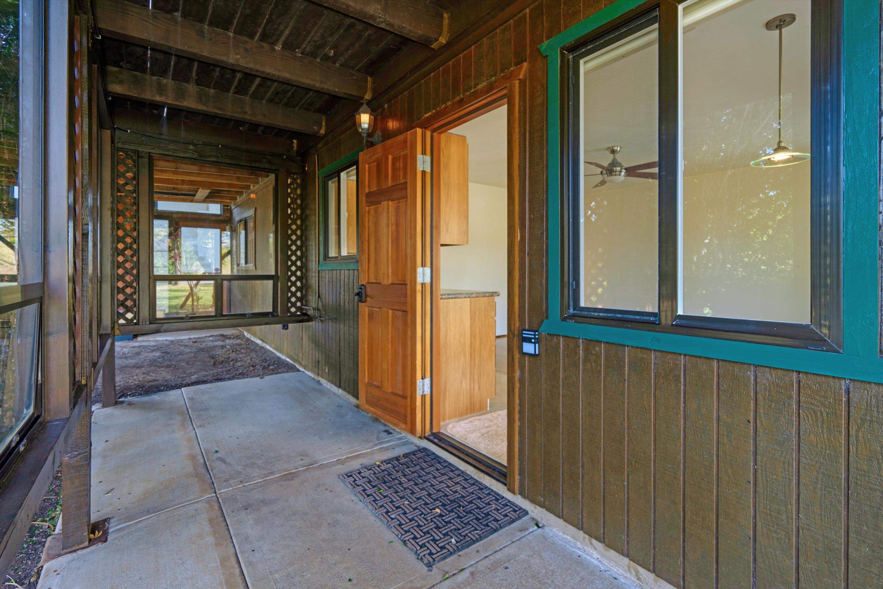 566 Hoene St Property Photo 36