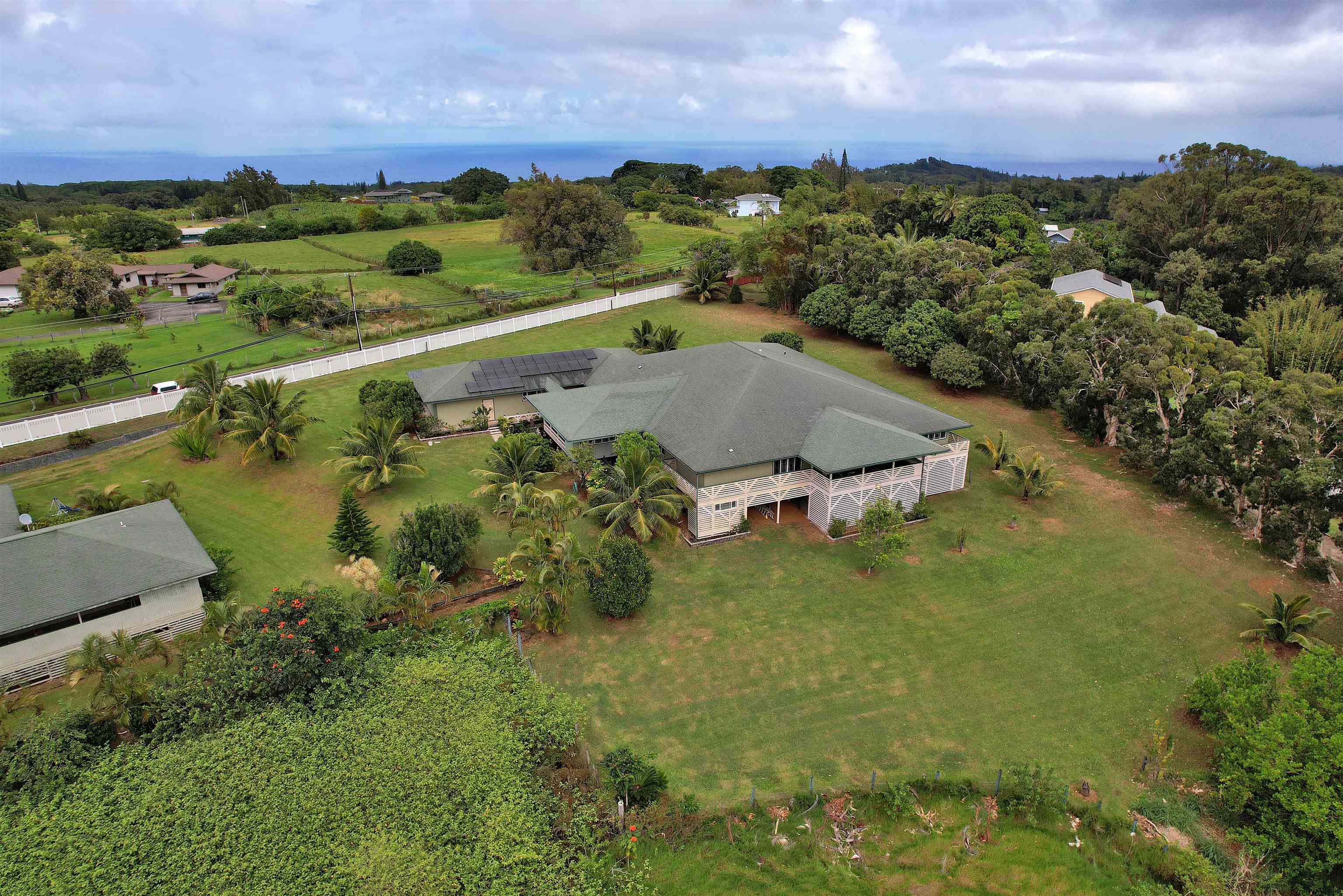 1525 Kaupakalua Rd Property Photo 50