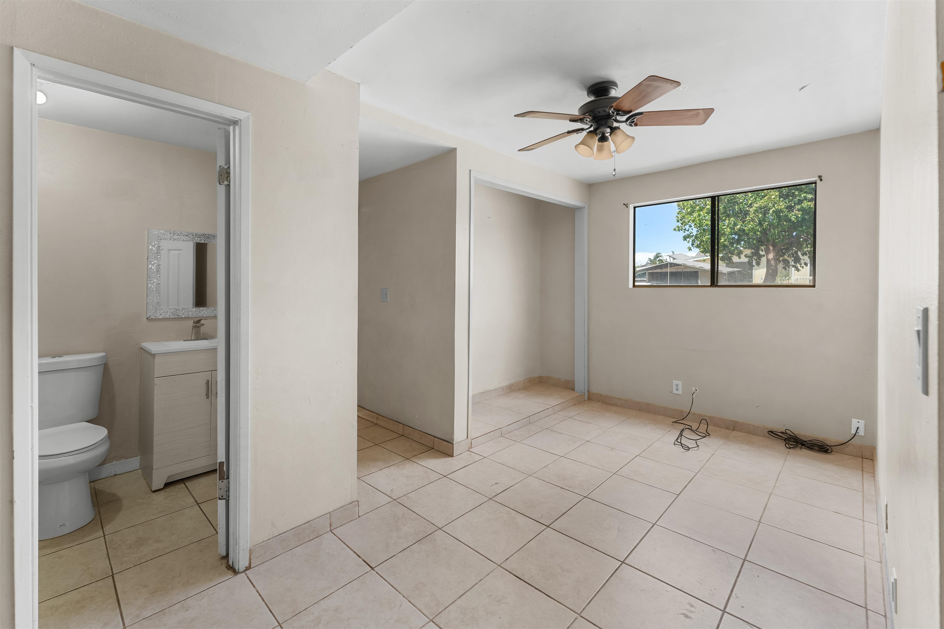 286 Humupea St Property Photo 4