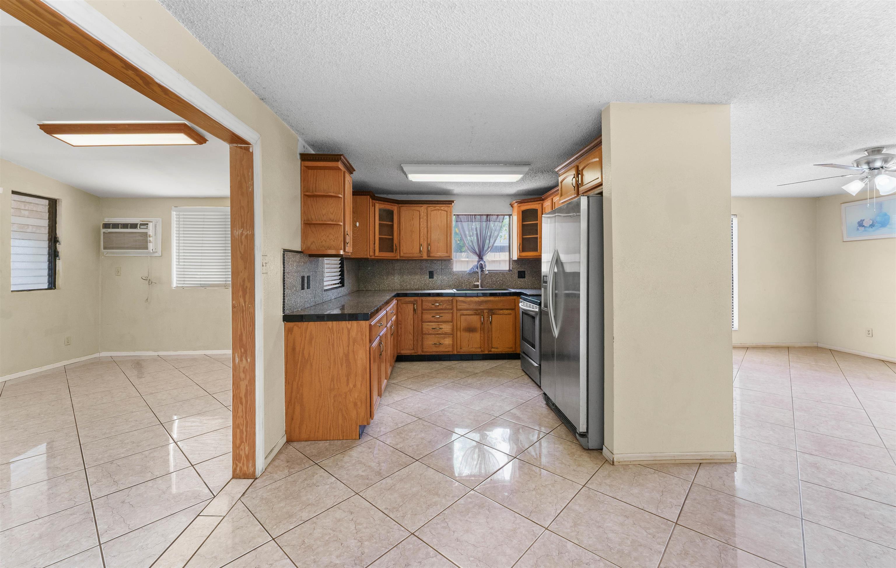286 Humupea St Property Photo 13