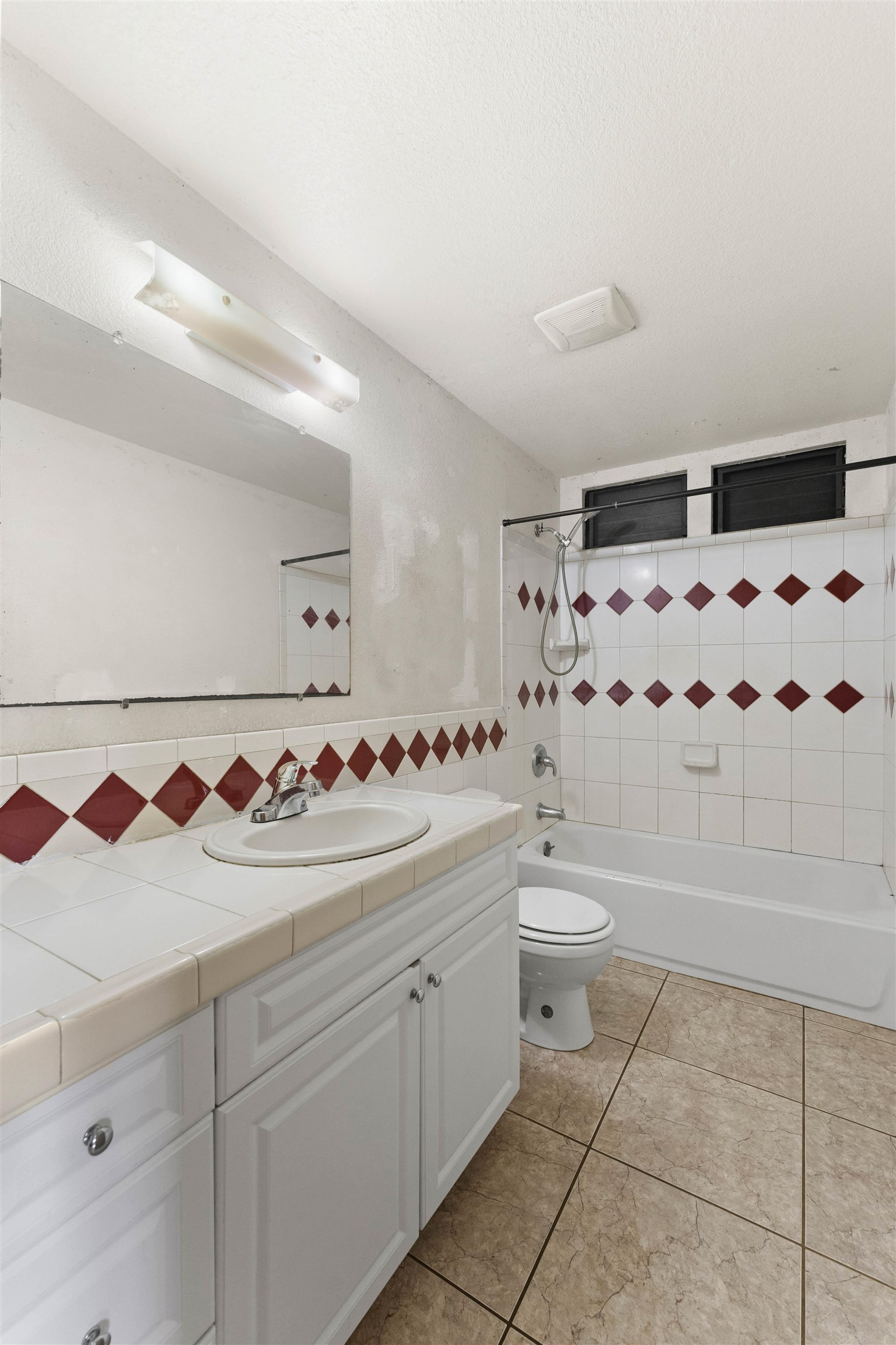 286 Humupea St Property Photo 24