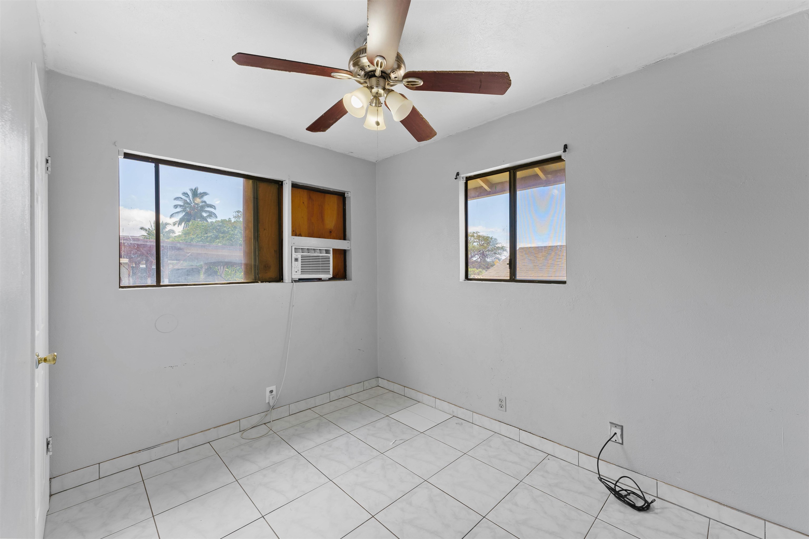 286 Humupea St Property Photo 32