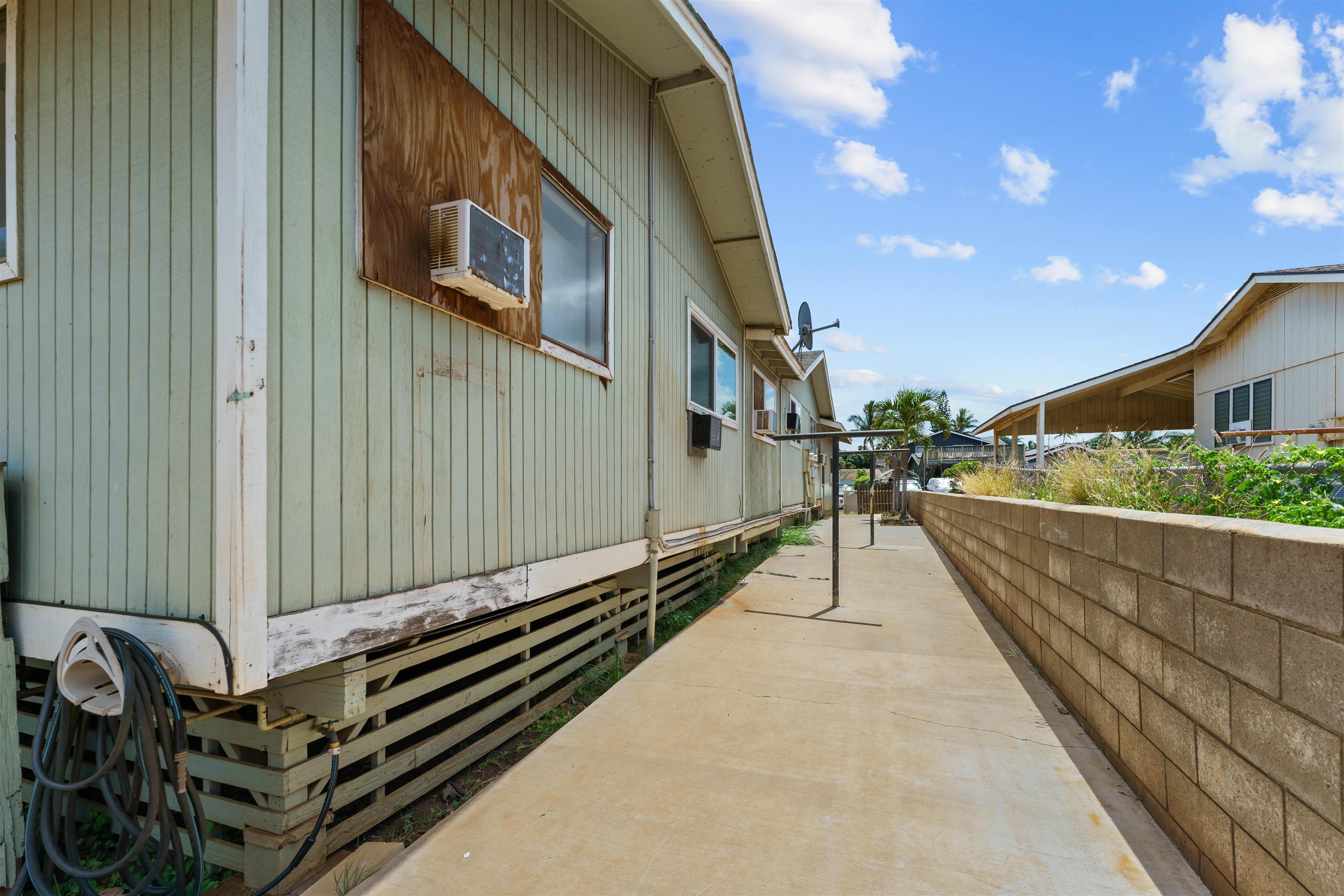 286 Humupea St Property Photo 43