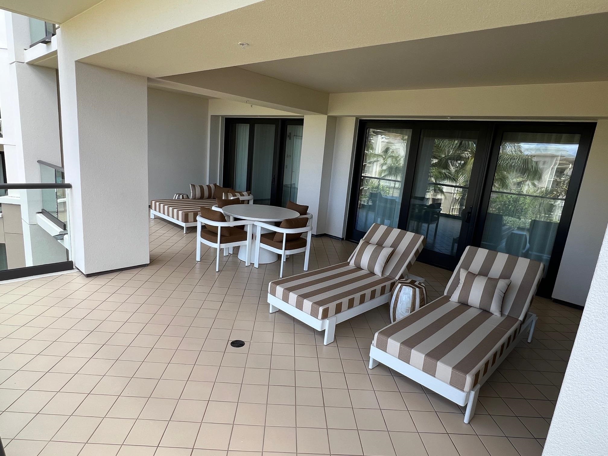 1 Bay Dr Property Photo 2