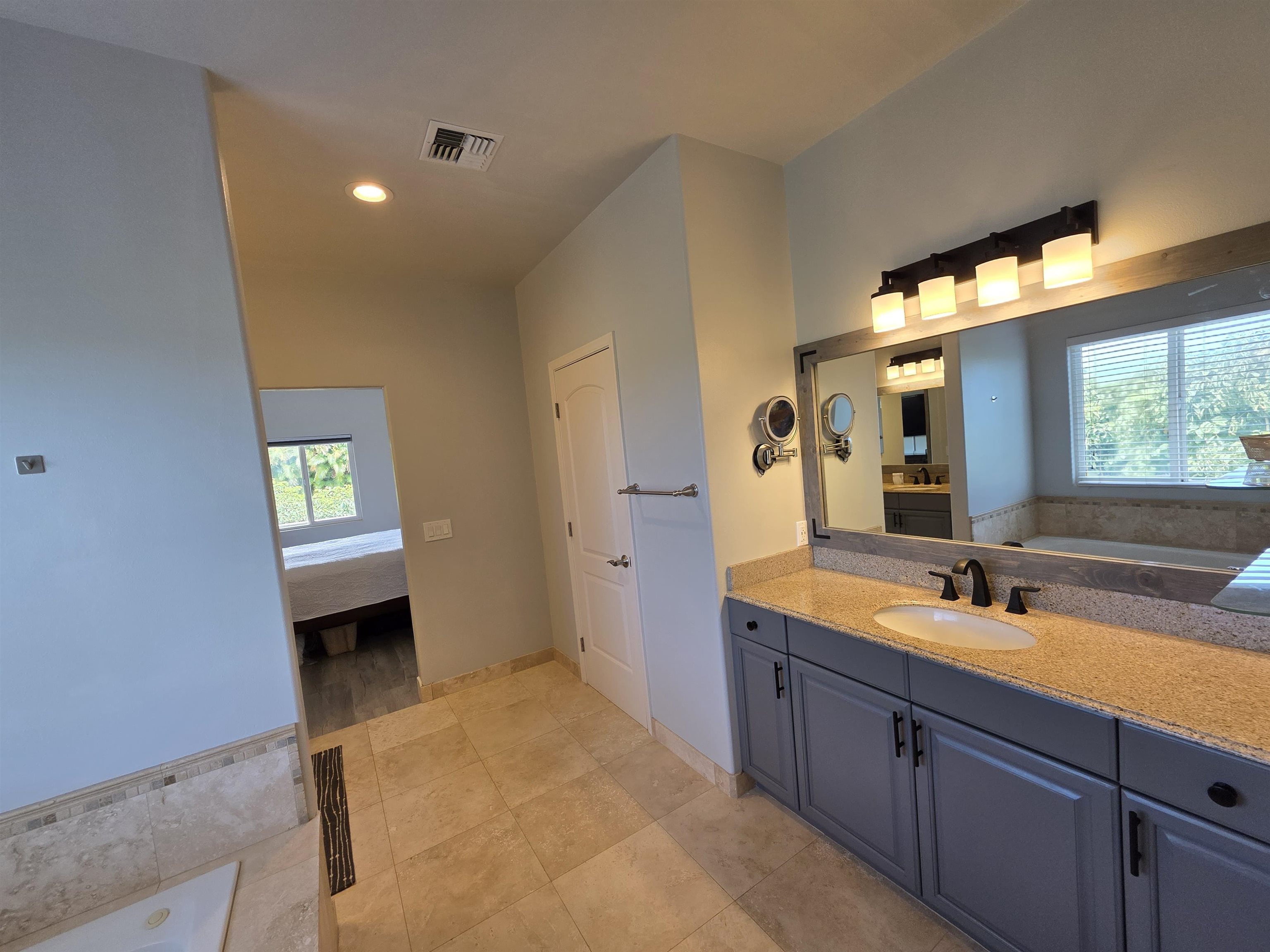 12 Areca Pl Property Photo 16