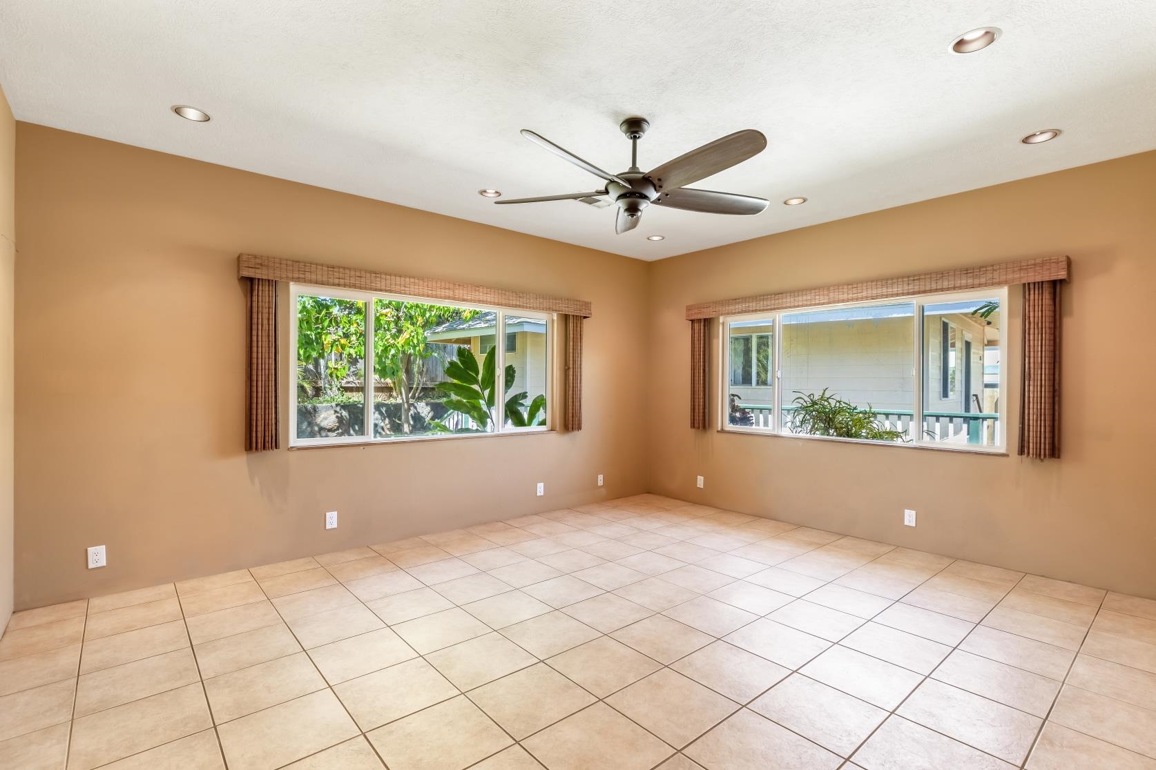 1870 Kaahele Pl Property Photo 11