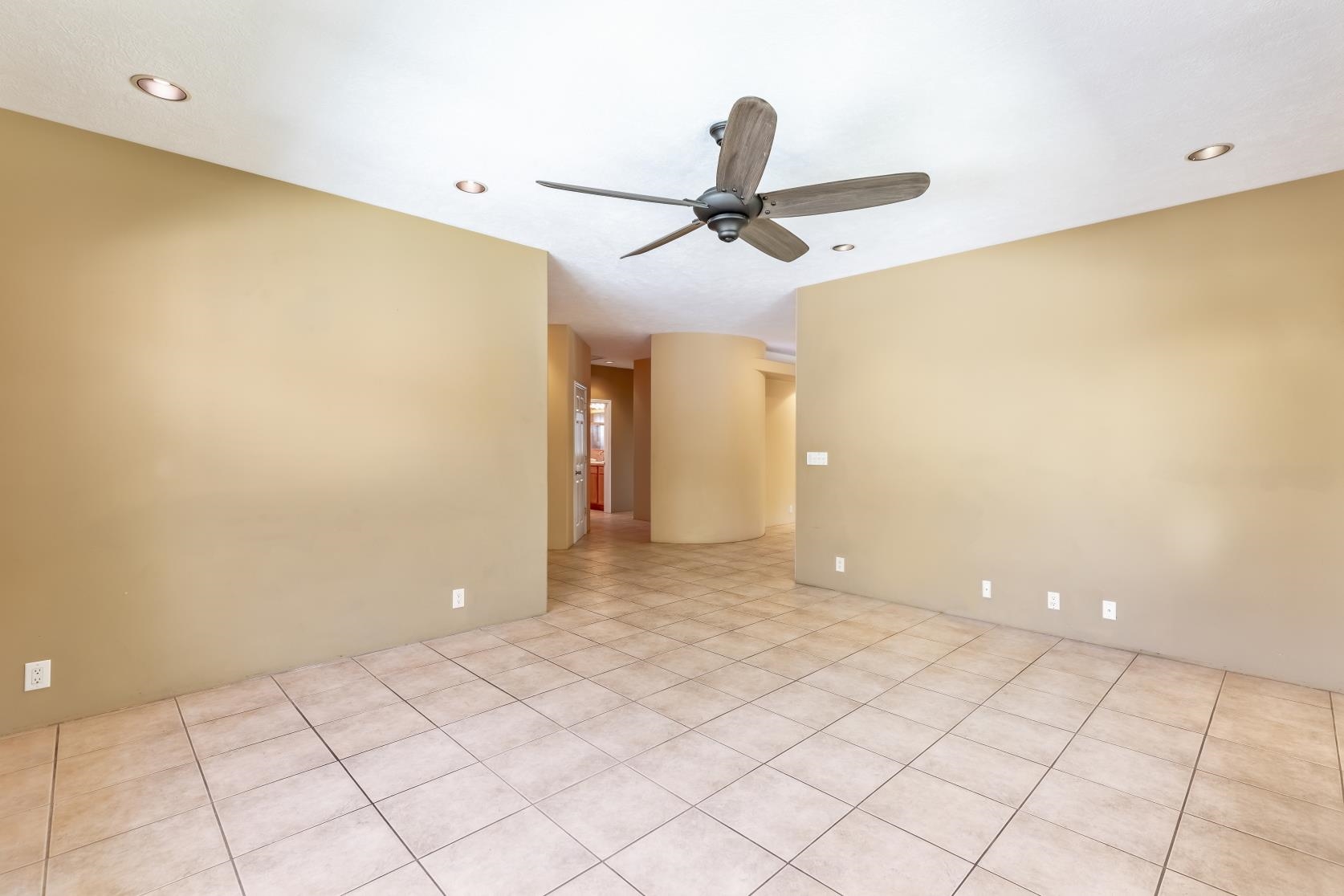 1870 Kaahele Pl Property Photo 15