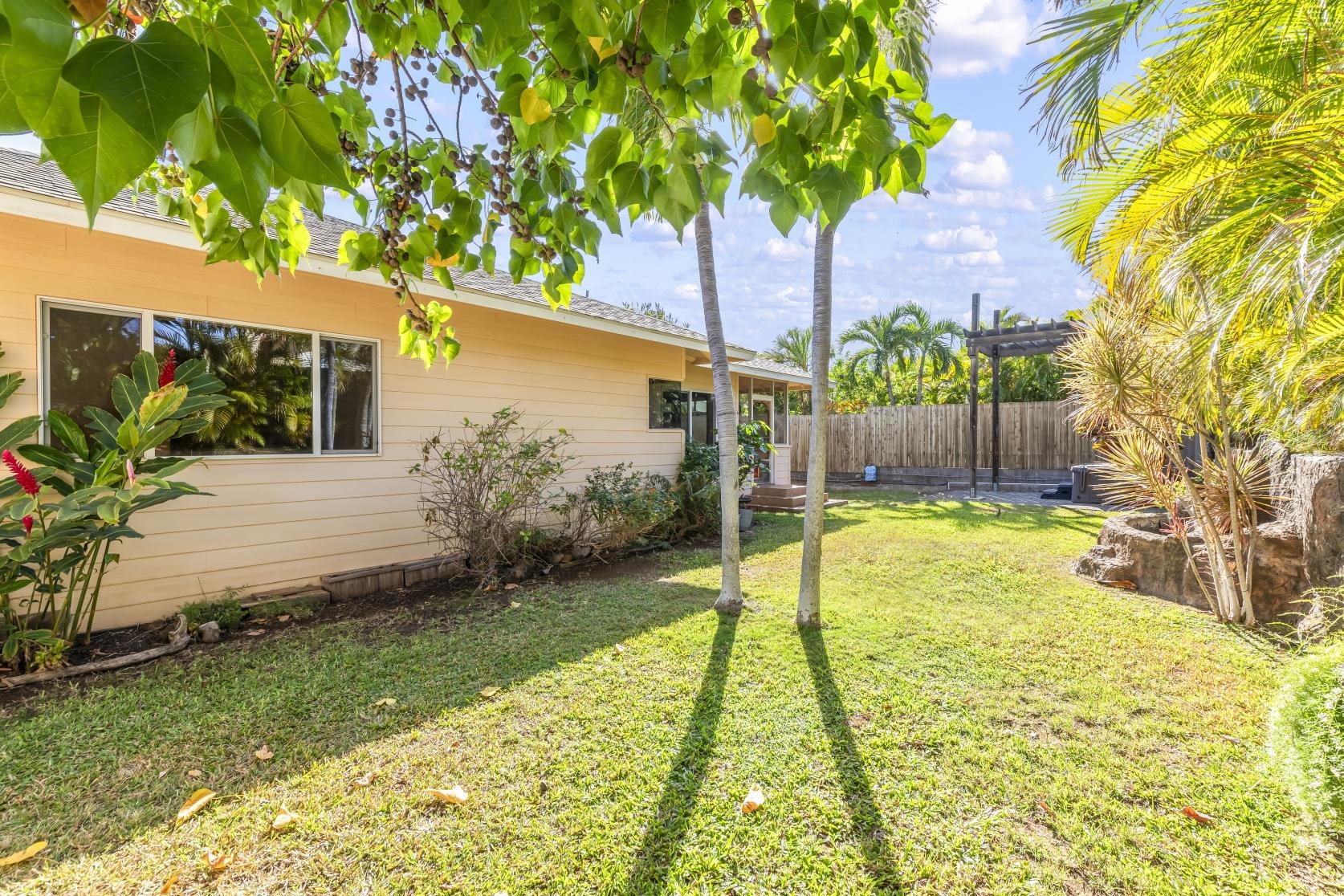 1870 Kaahele Pl Property Photo 43