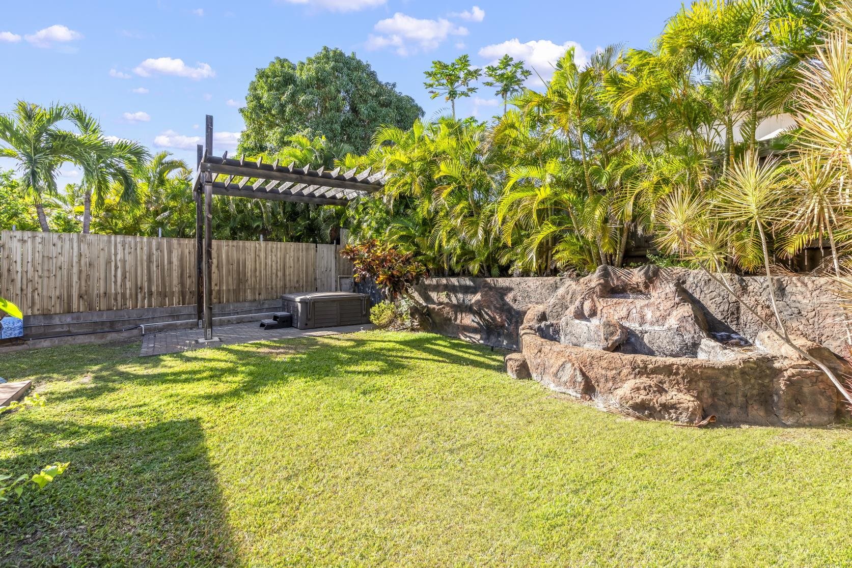 1870 Kaahele Pl Property Photo 44