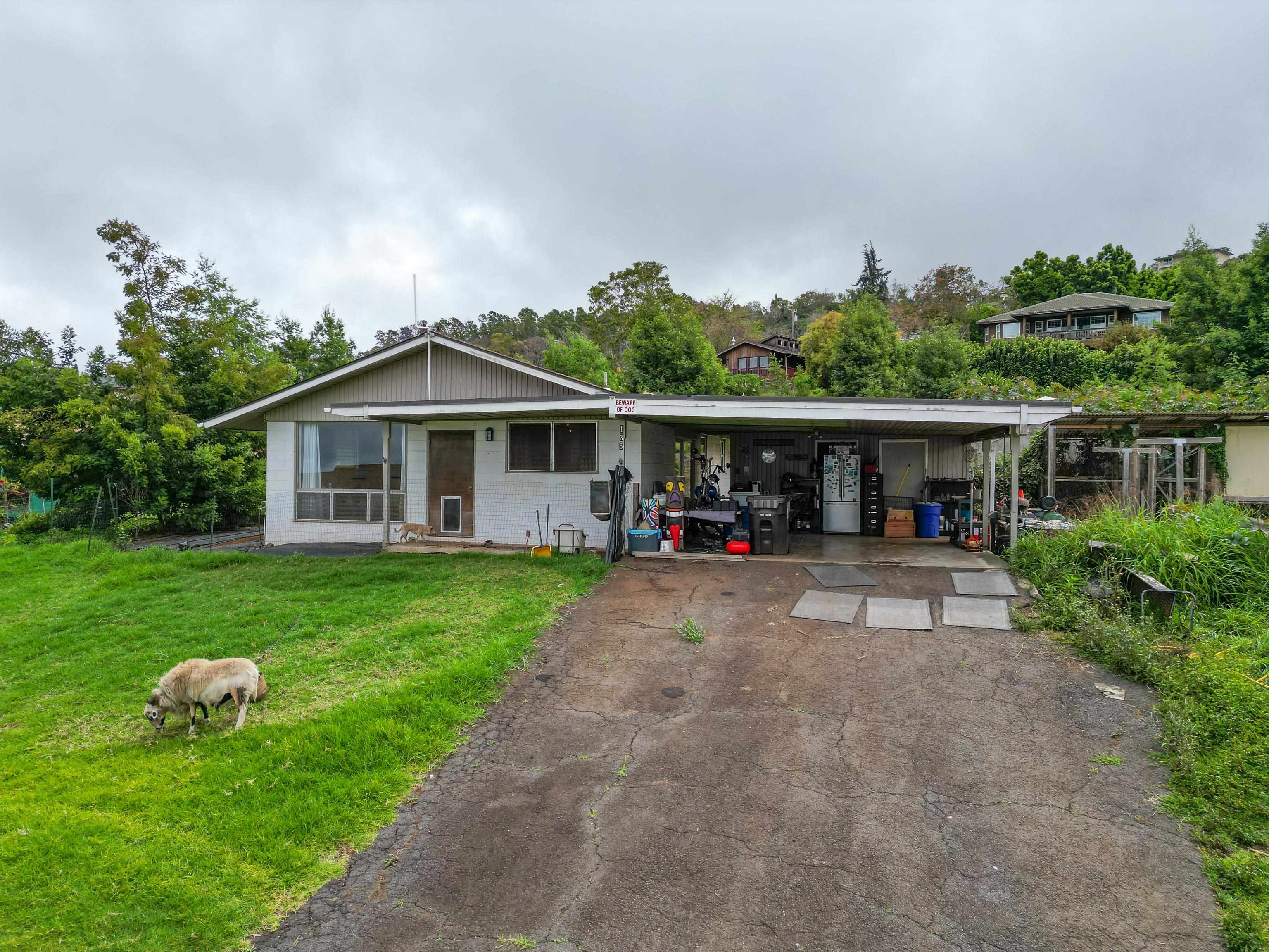 135 Kulalani Cir Property Photo 1