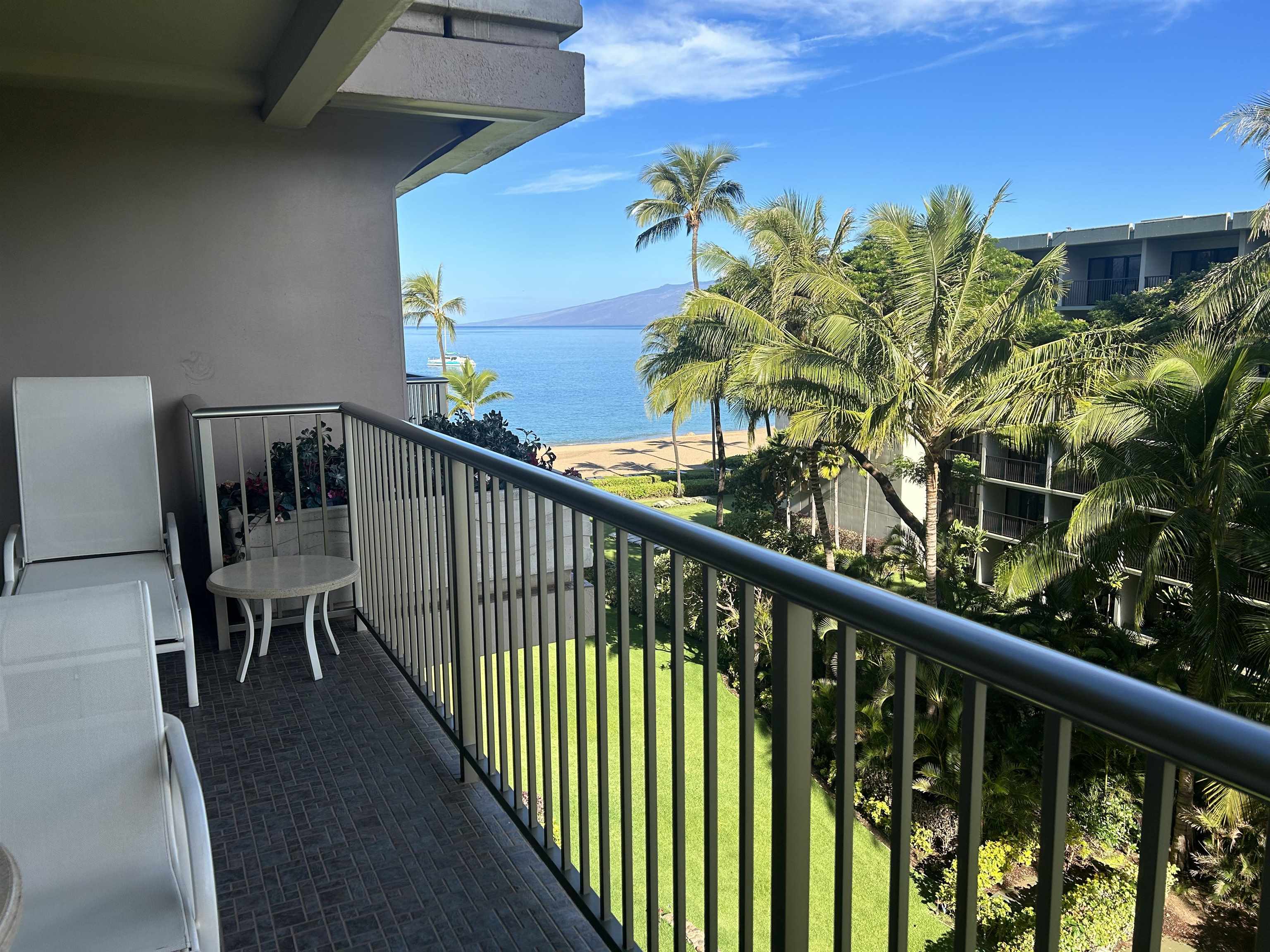 Whaler Real Estate Listings Main Image