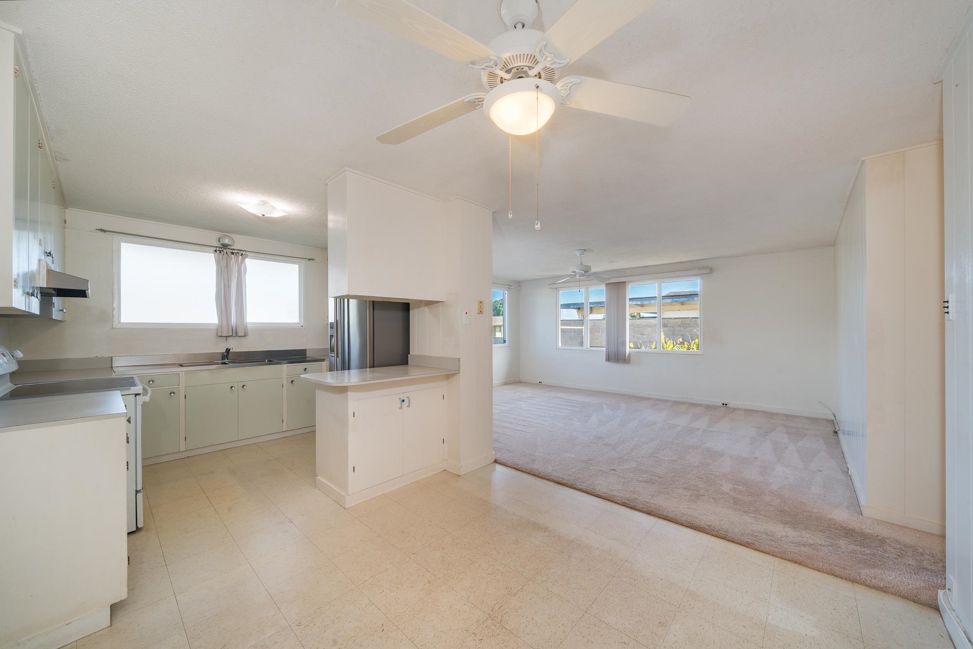 269 S Lehua St Property Photo 5
