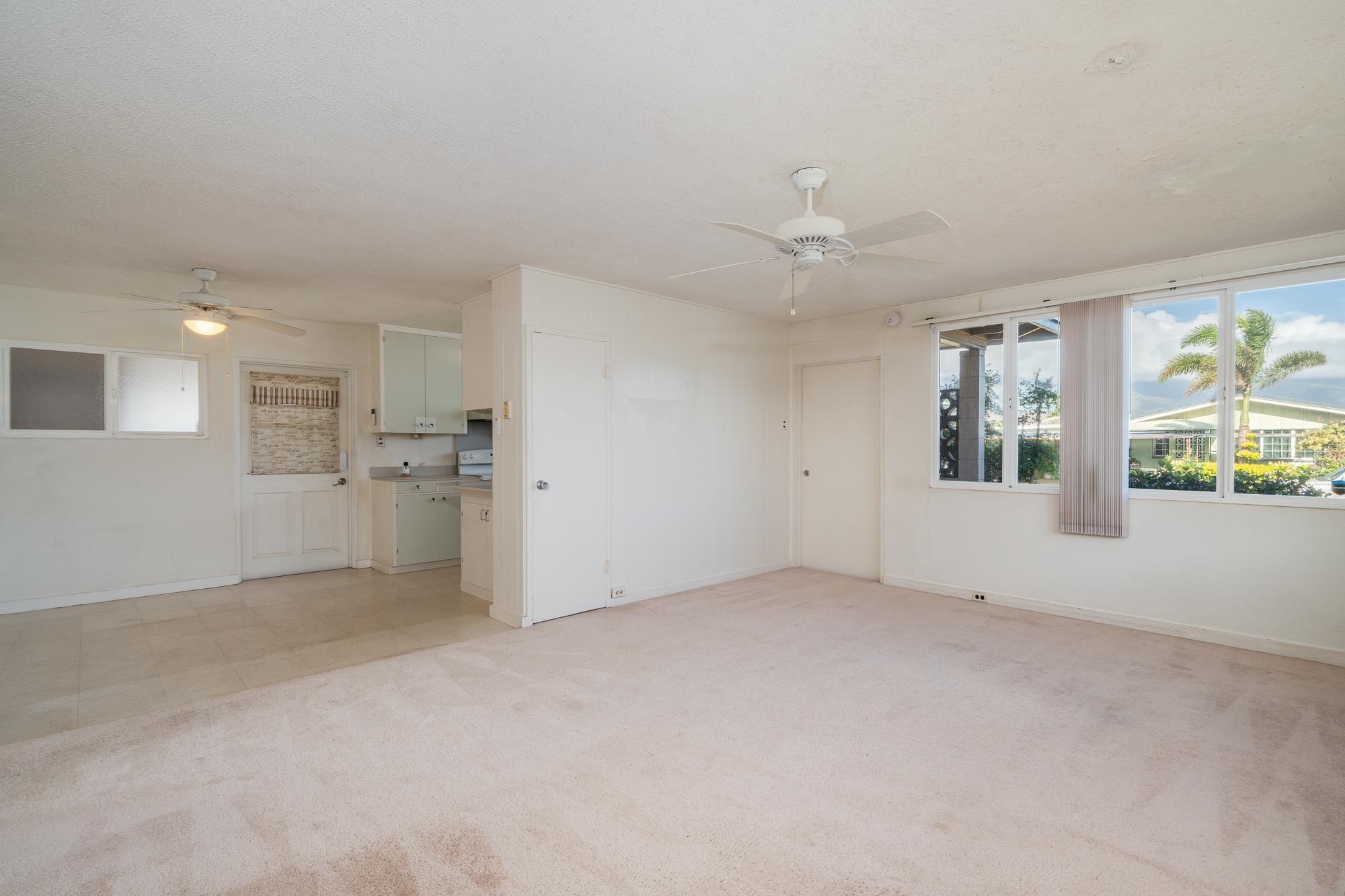 269 S Lehua St Property Photo 8