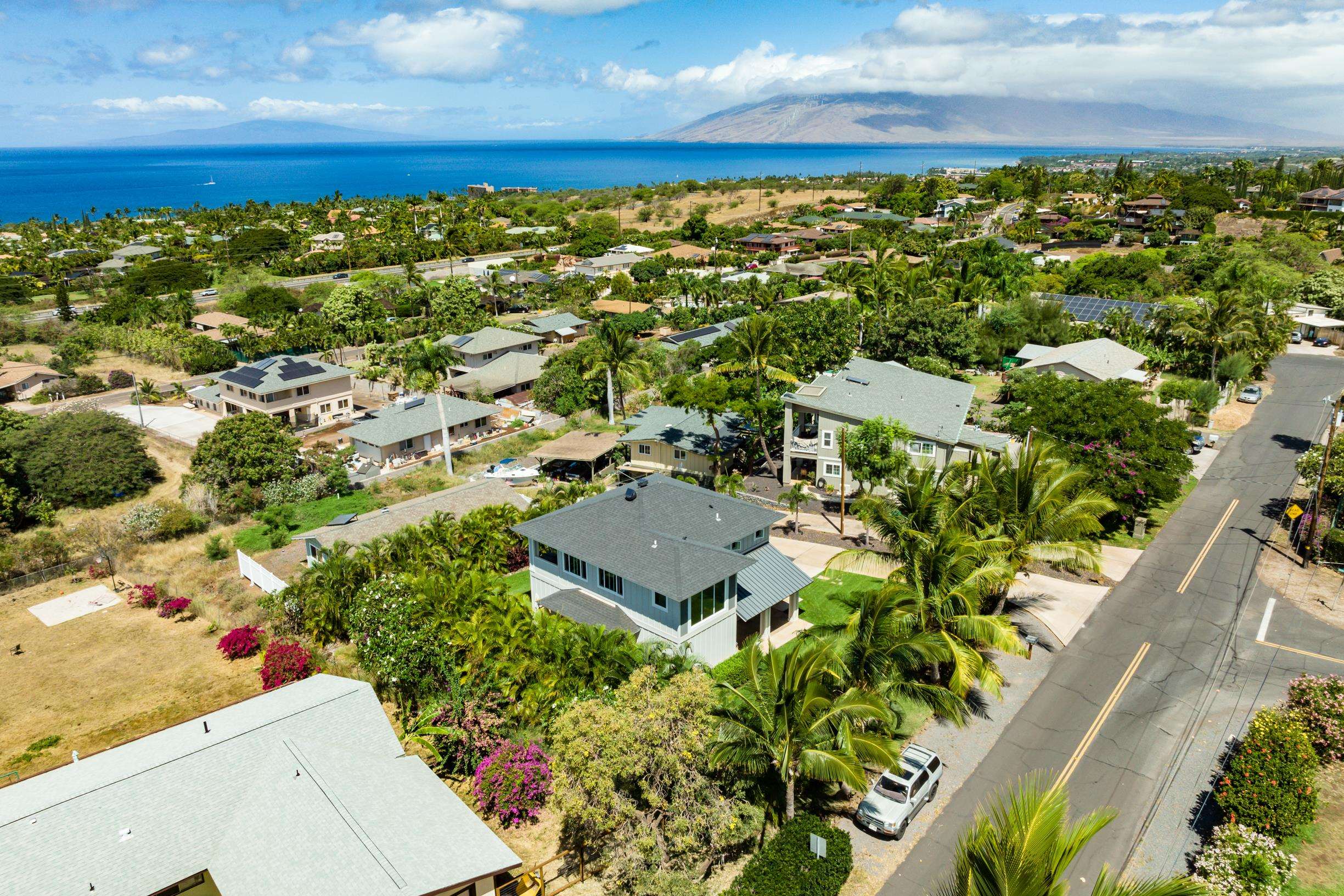 533 Mikioi Pl Property Photo
