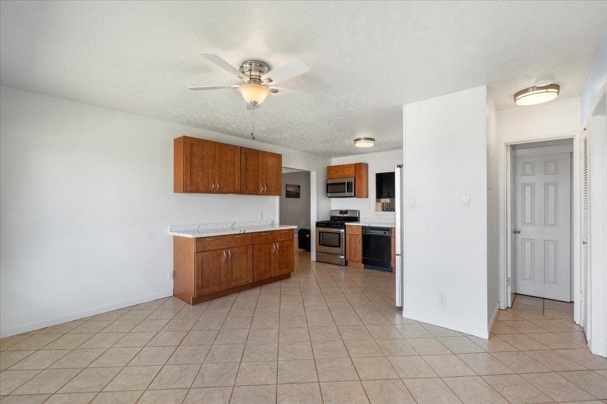 720 Kekona Pl Property Photo 15