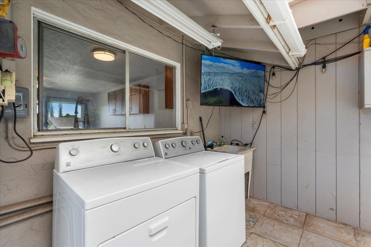 720 Kekona Pl Property Photo 19