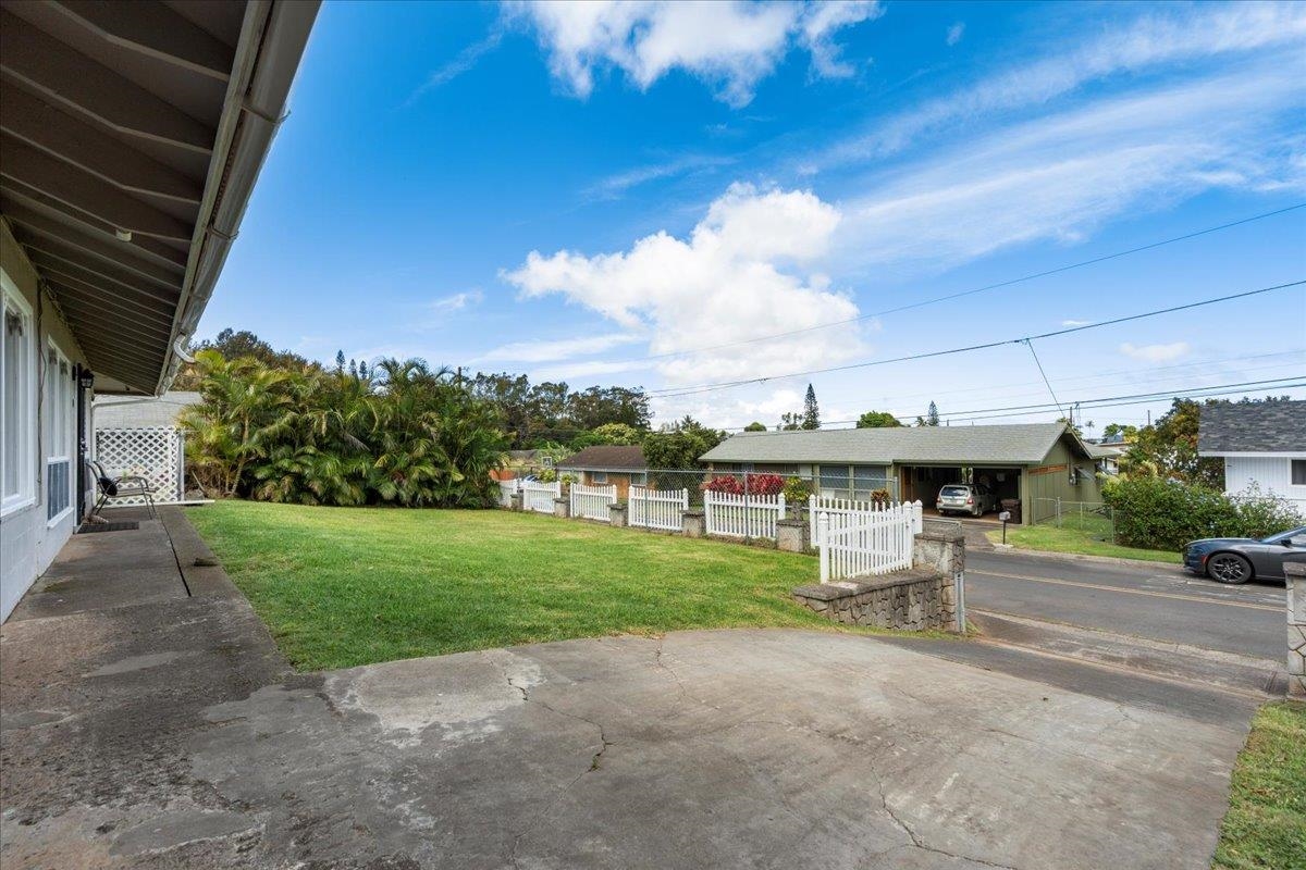 720 Kekona Pl Property Photo 42