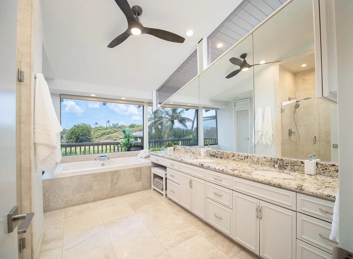 19 Holomakani Pl Property Photo 13