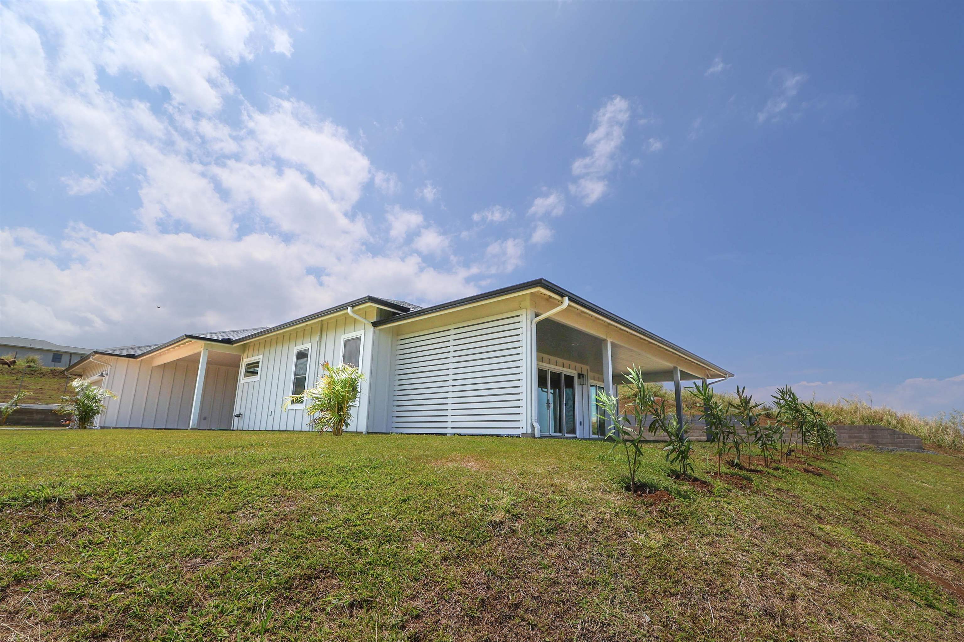 287 Hekuawa St Property Photo 1