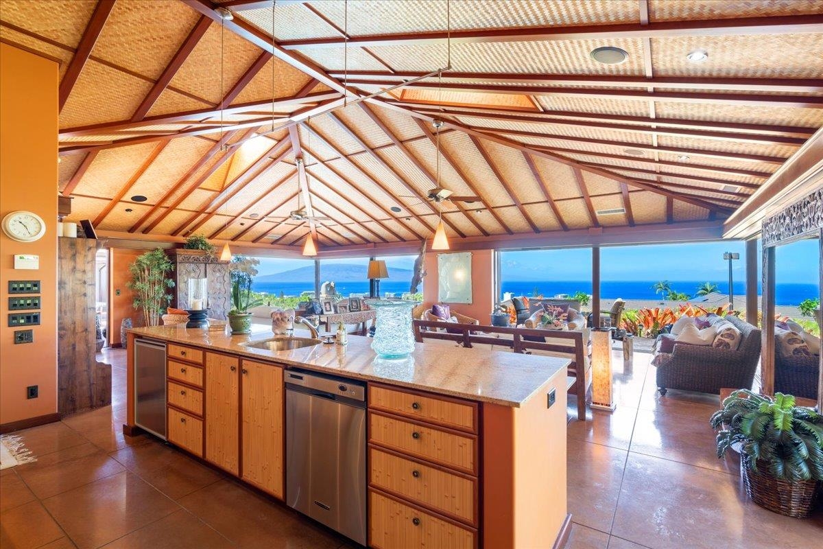 26 E Mahi Pua Pl Property Photo 8