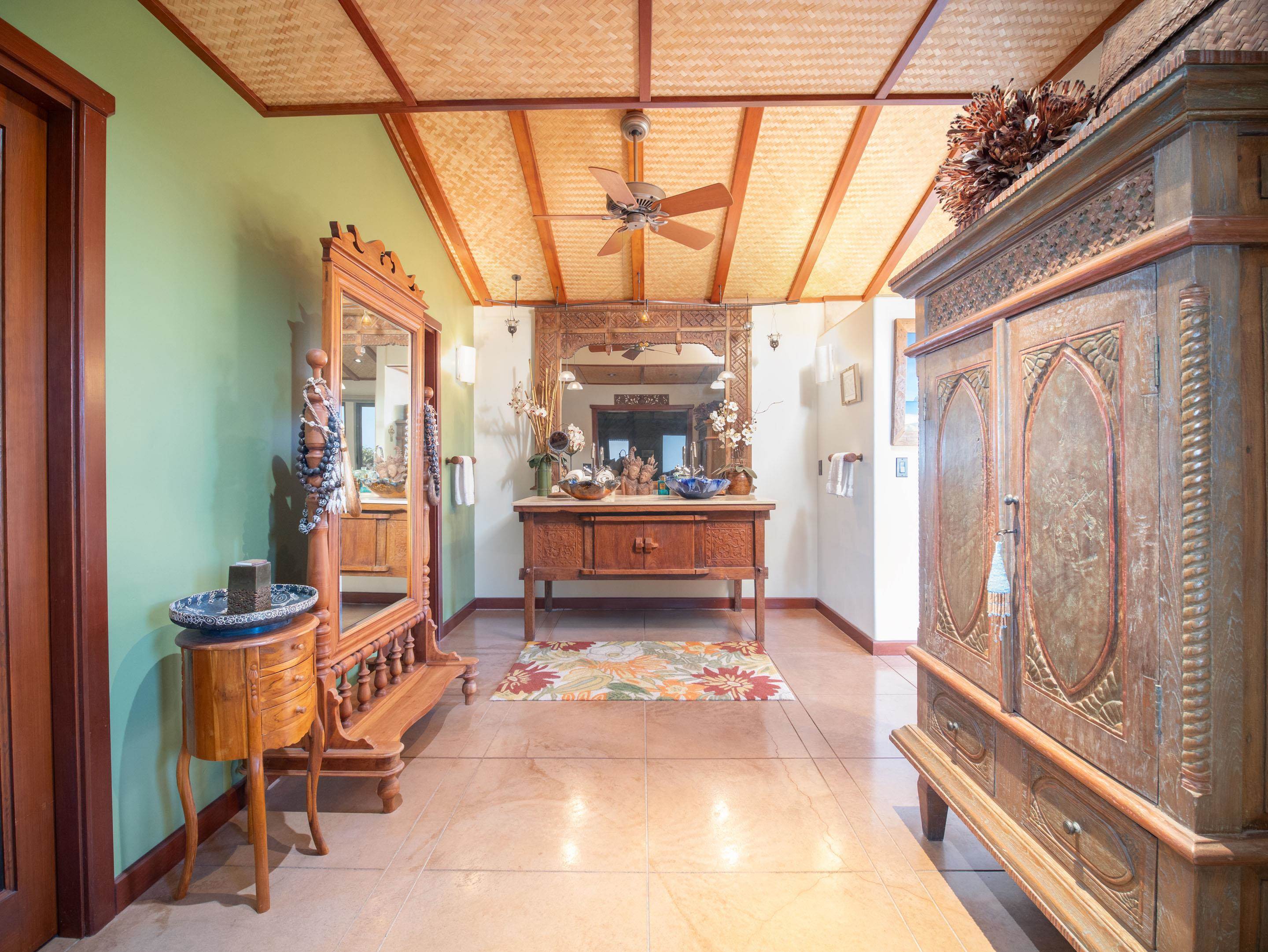 26 E Mahi Pua Pl Property Photo 15