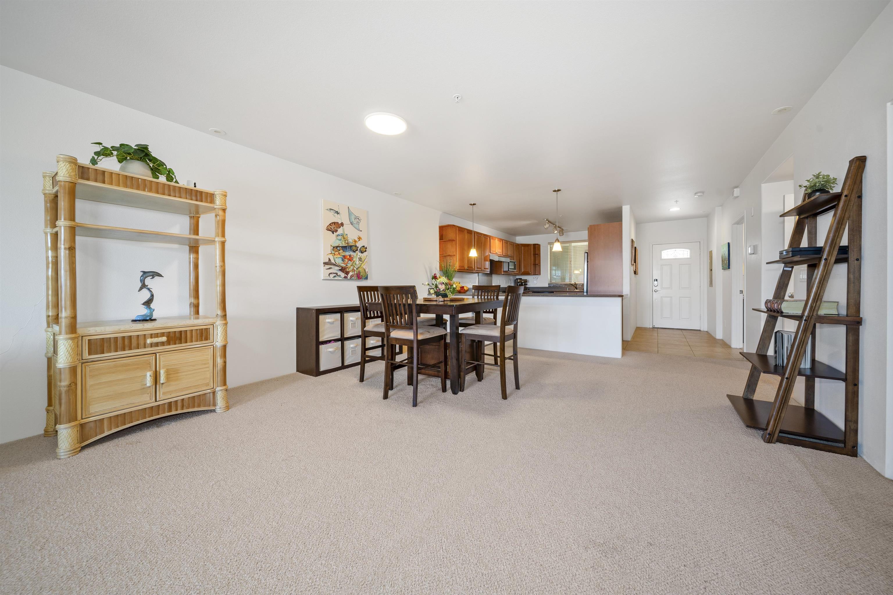 1233 Limahana Cir Property Photo 11