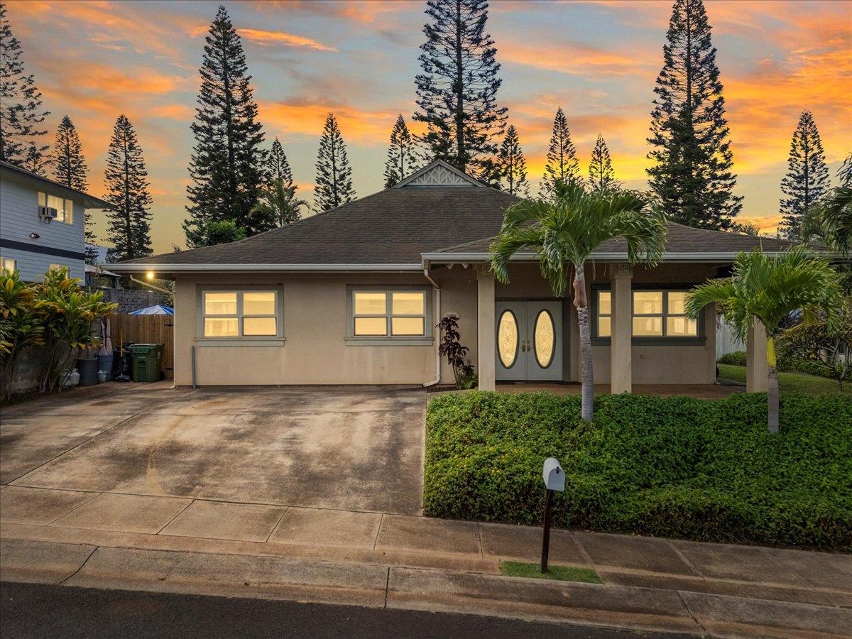 2874 Ualani Pl Property Photo
