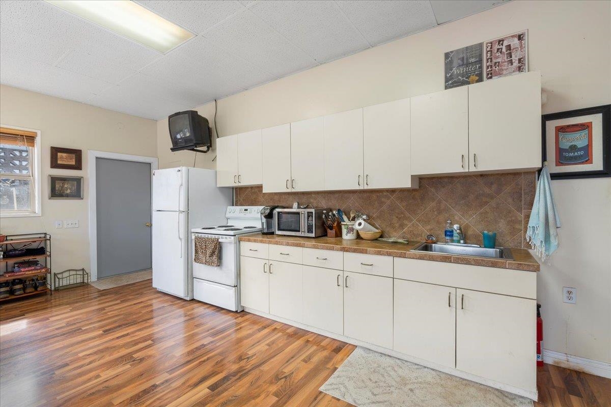 2874 Ualani Pl Property Photo 48