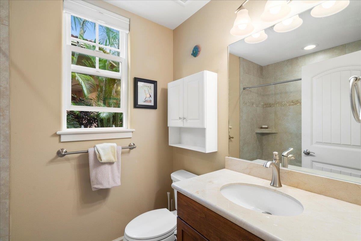 2553 Hihimanu St Property Photo 17