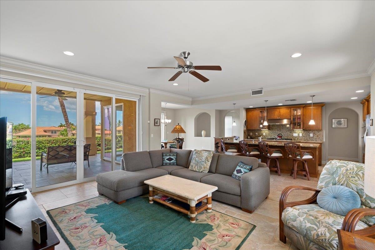 2553 Hihimanu St Property Photo 5
