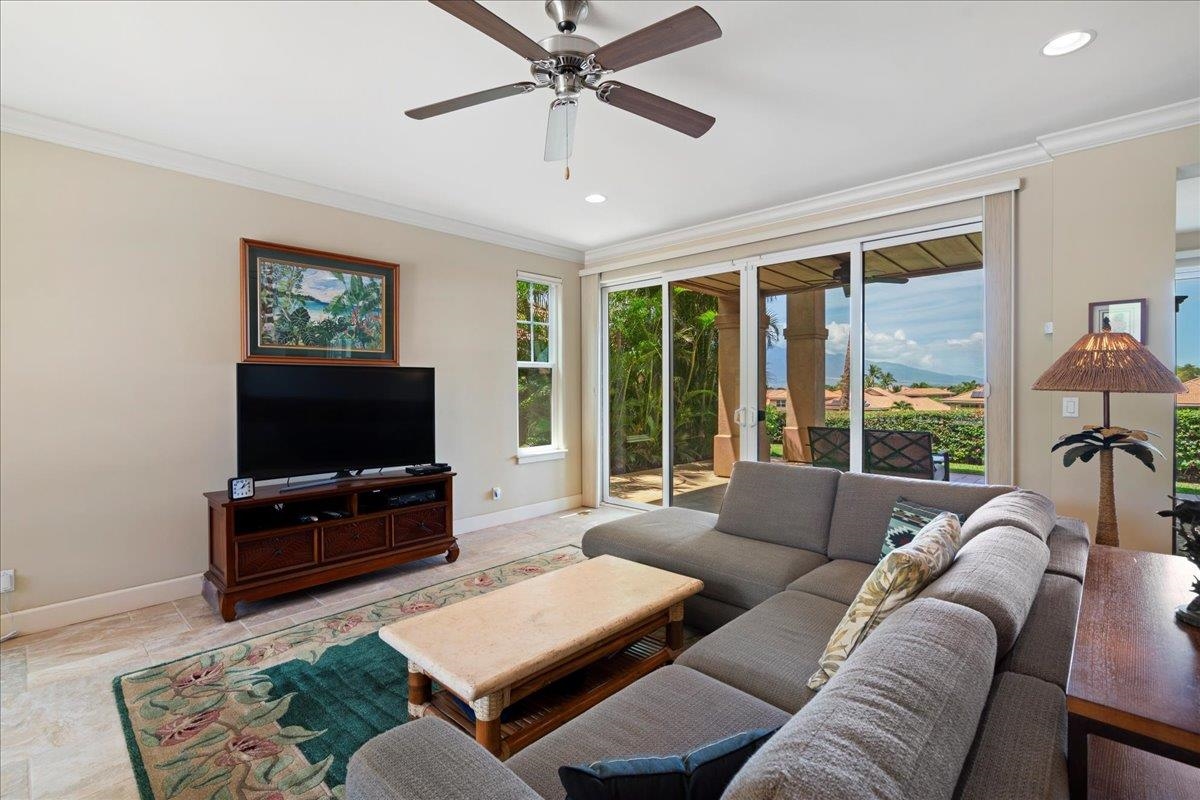 2553 Hihimanu St Property Photo 6