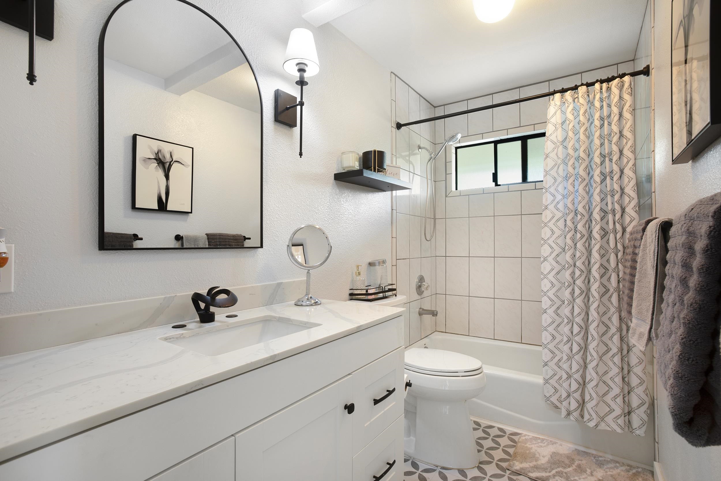 194 Kamakoi Loop Property Photo 25