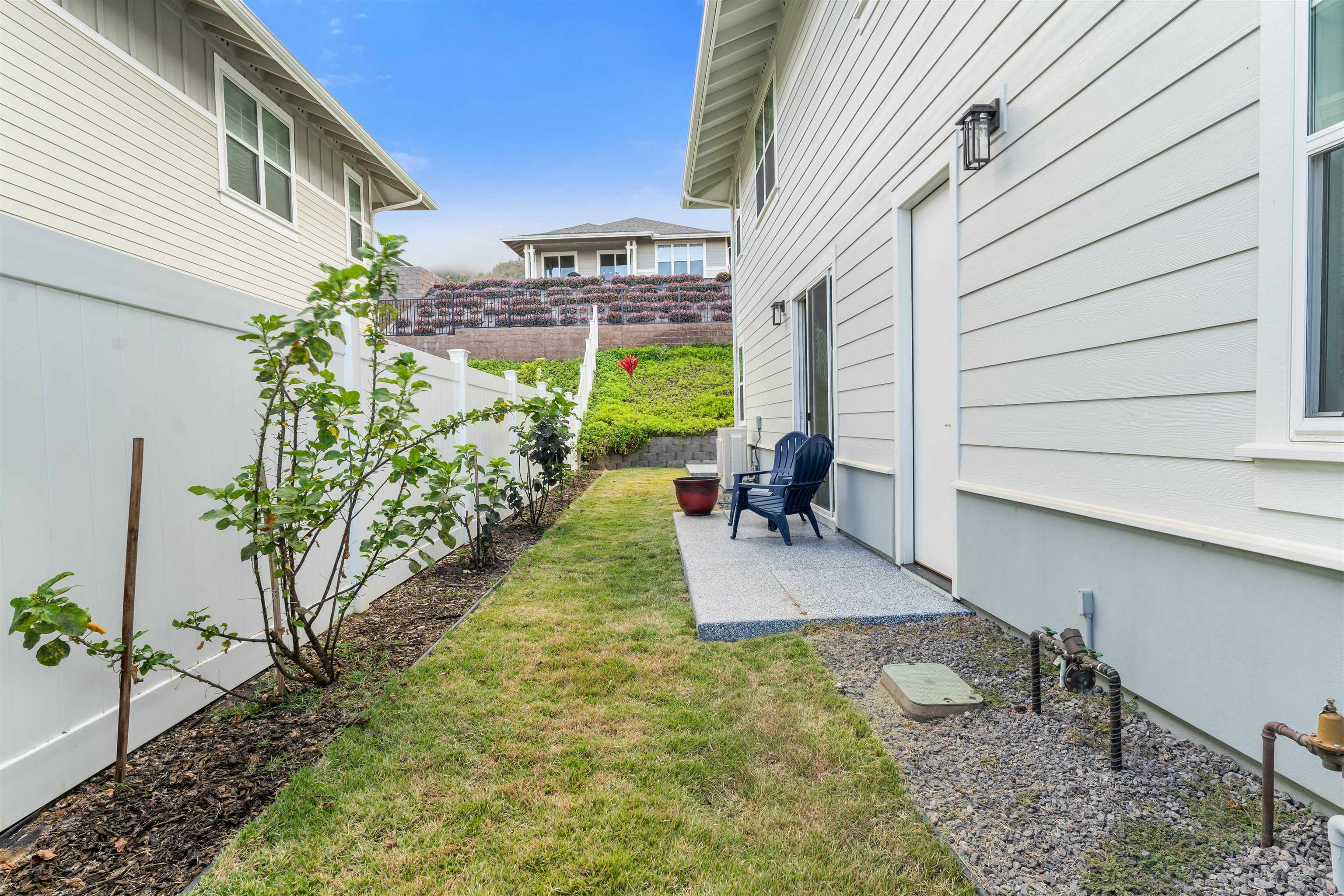 270 Pua Kalaunu Loop Property Photo 36