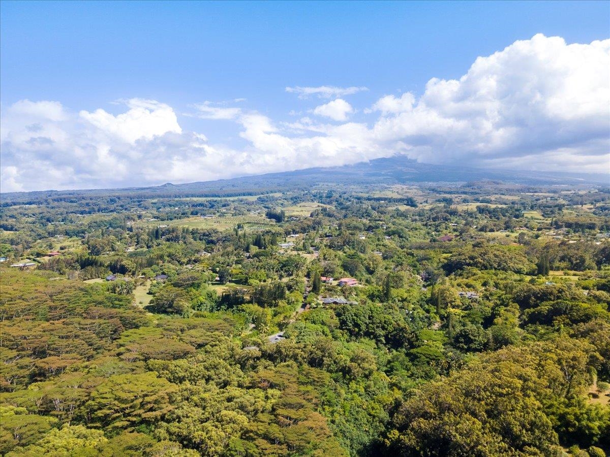 590 E Kuiaha Rd Property Photo 7